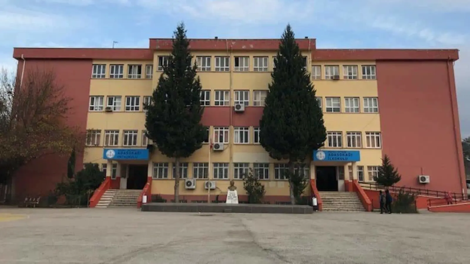 Adasokağı İlkokulu