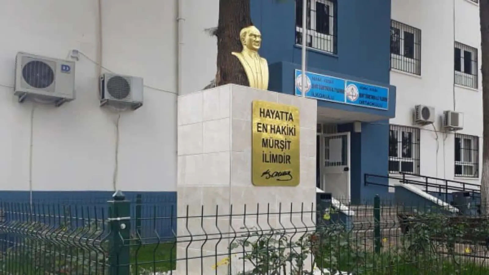 Kurum Kapak Görseli