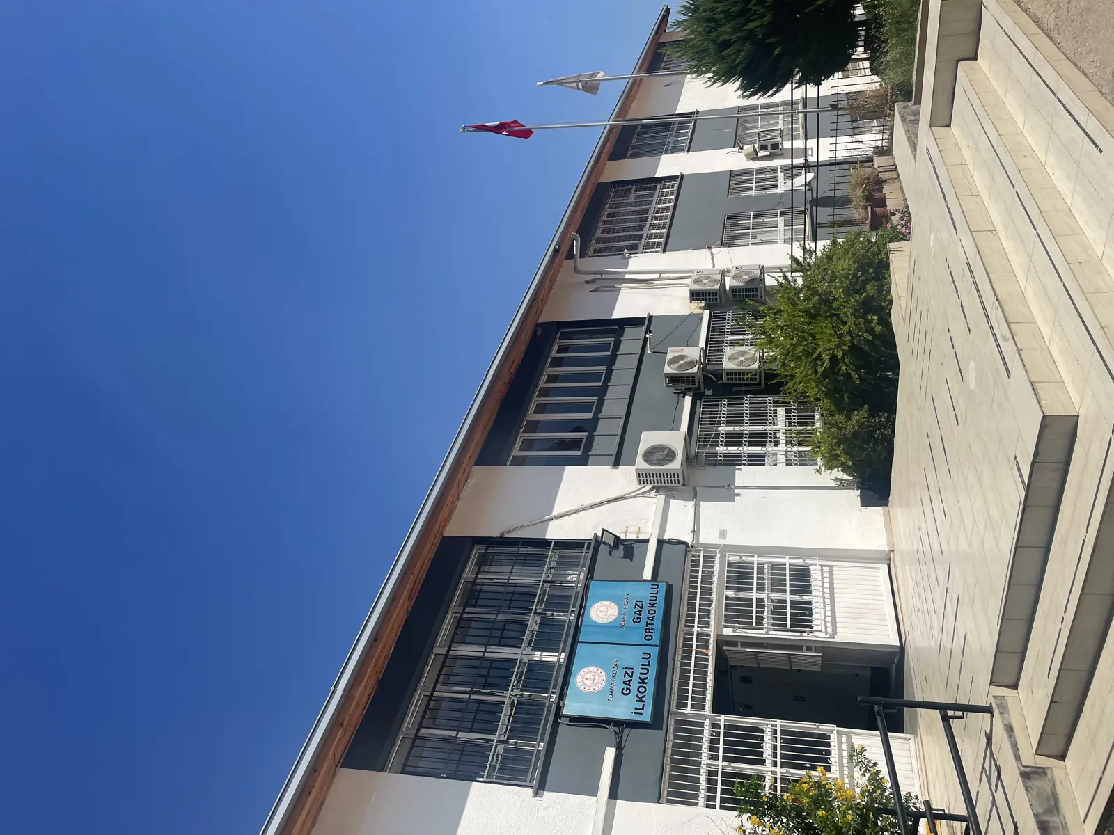Gazi İlkokulu