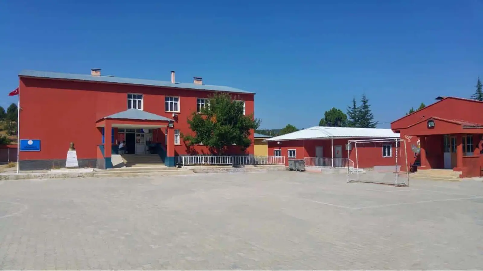 Karakuyu İlkokulu