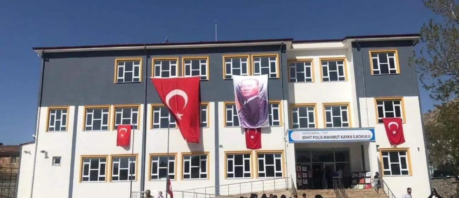 Kurum Kapak Görseli
