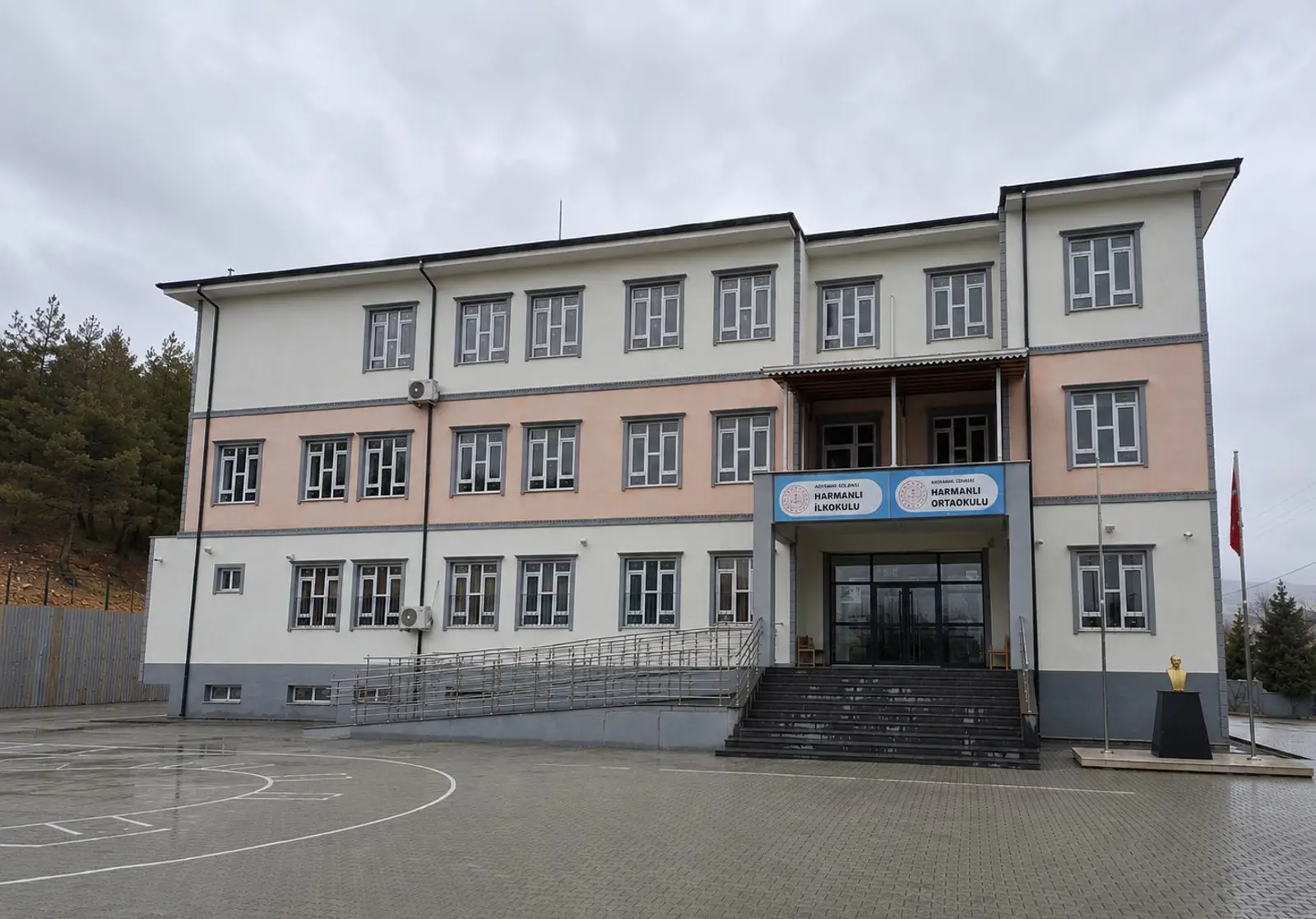 Kurum Kapak Görseli