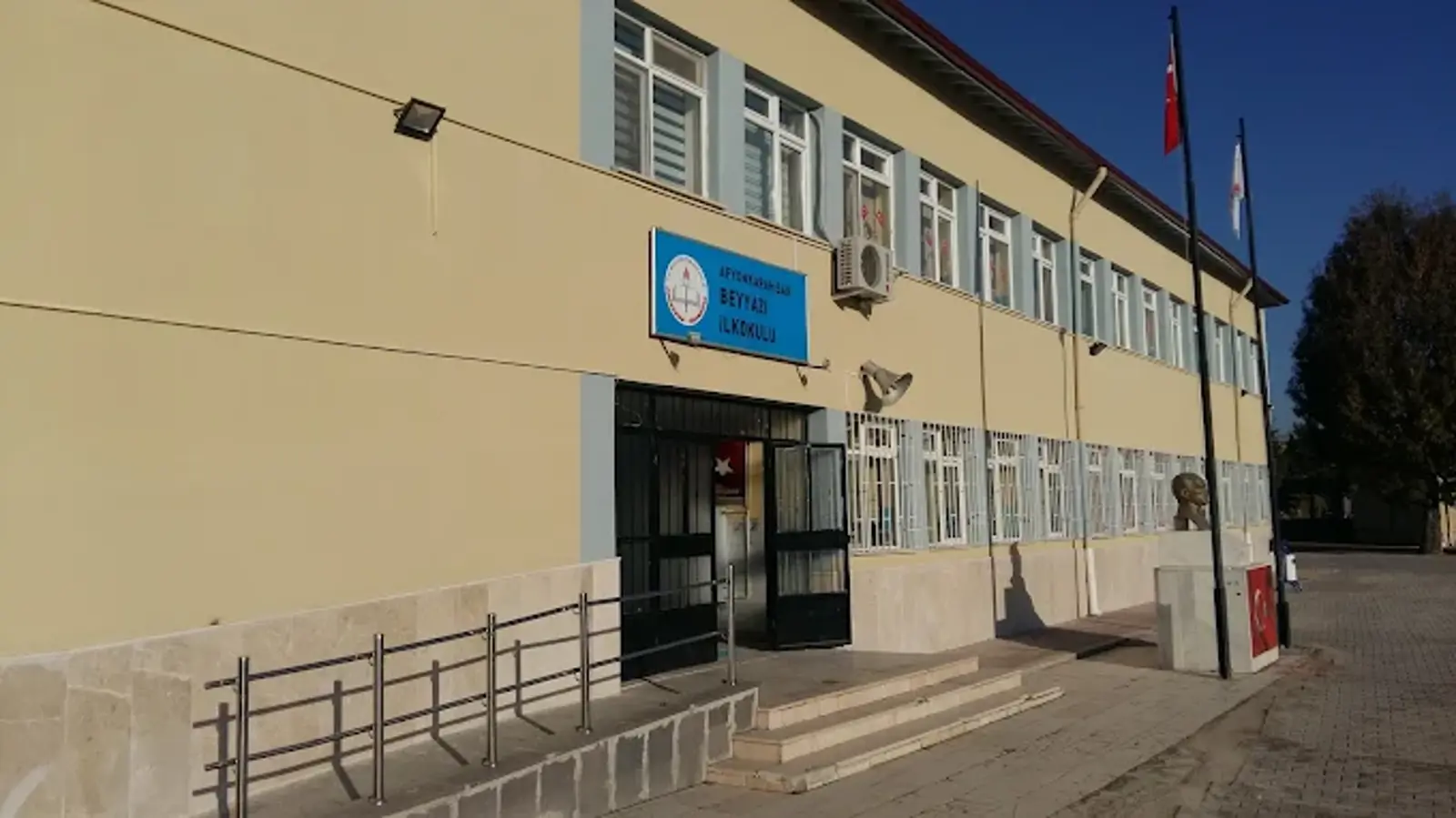 Kurum Kapak Görseli