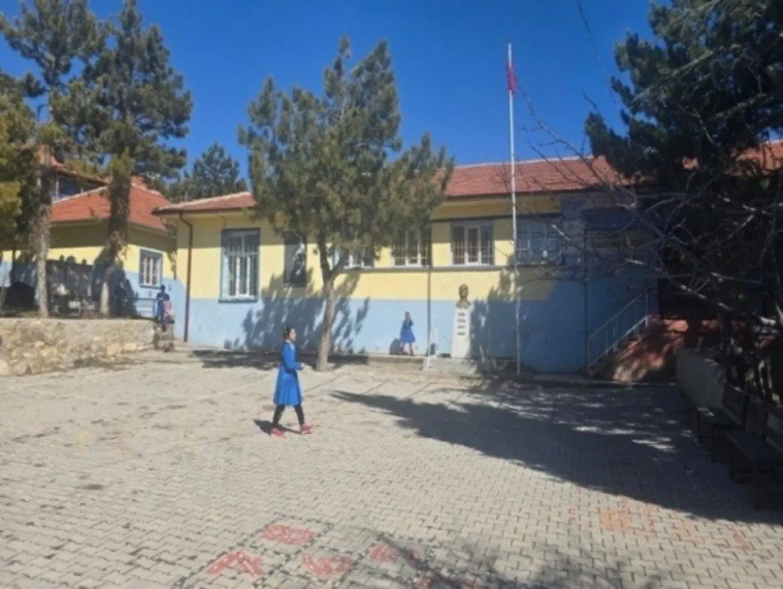 Kurum Kapak Görseli