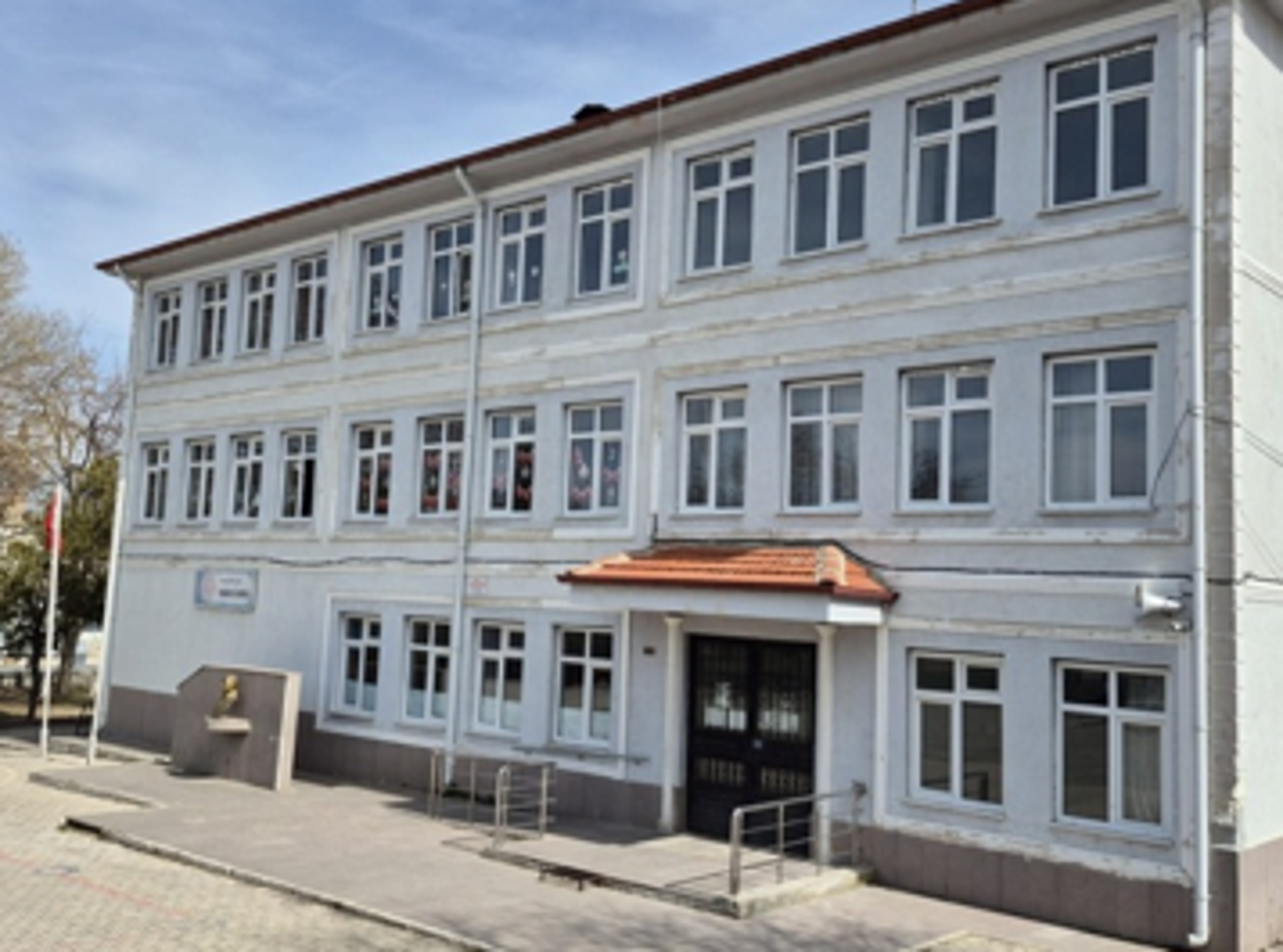 Kurum Kapak Görseli