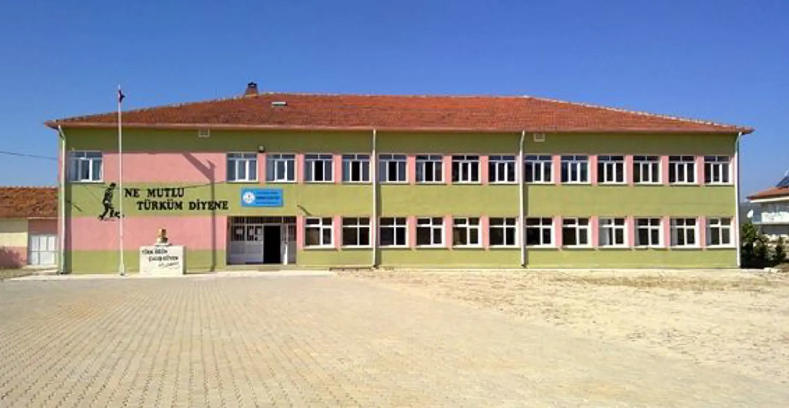 Kurum Kapak Görseli