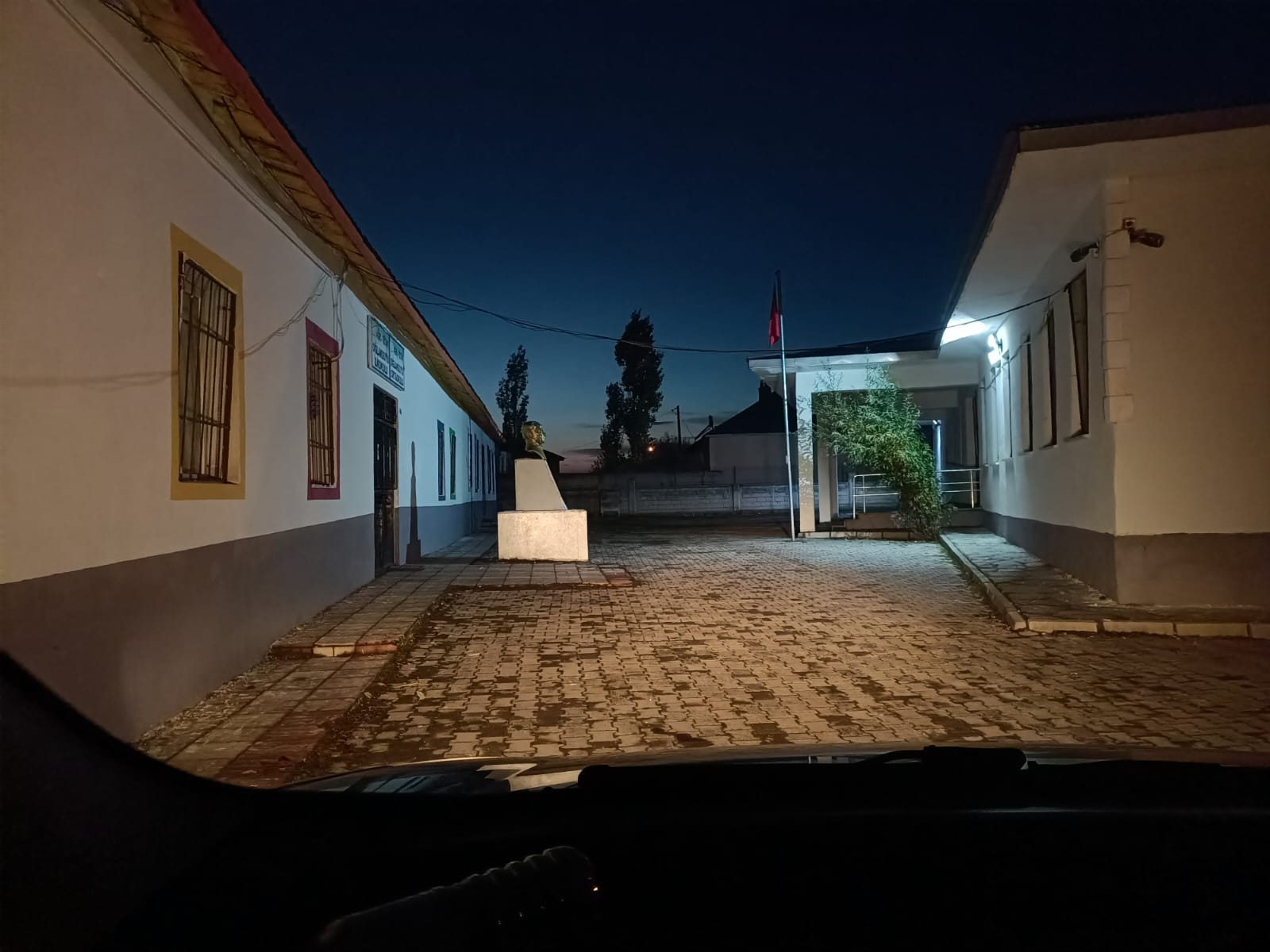 Kurum Kapak Görseli
