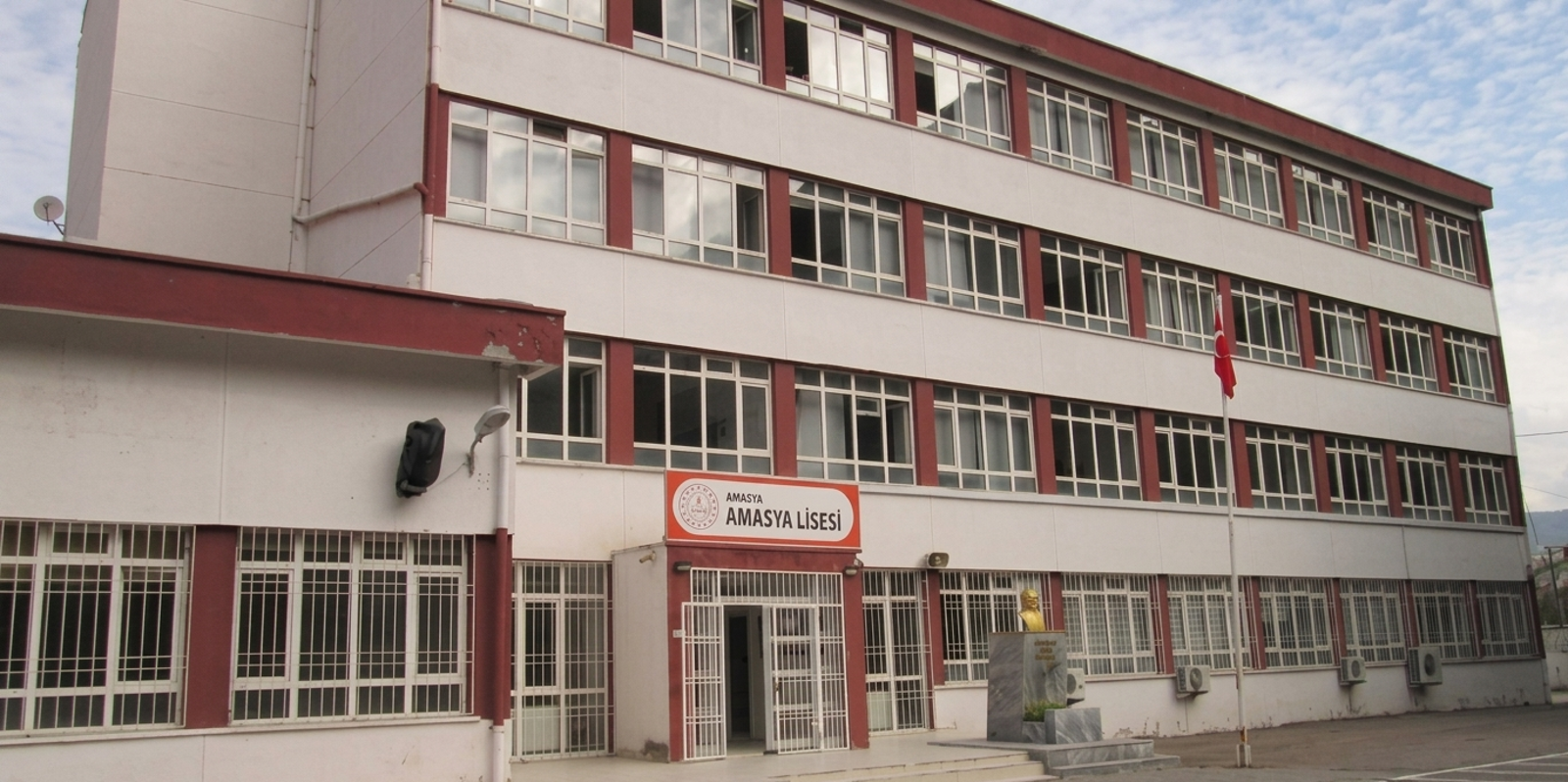Kurum Kapak Görseli
