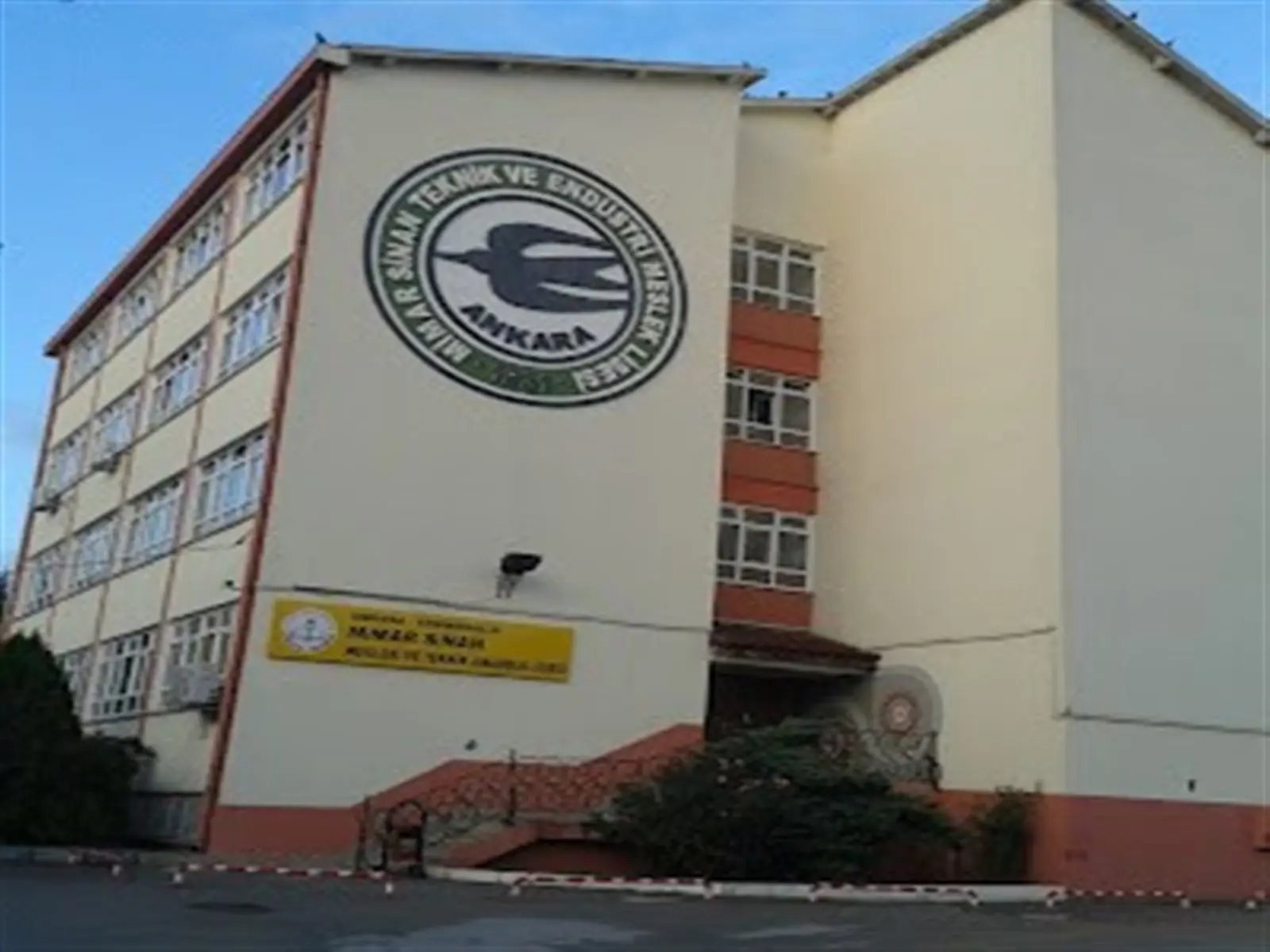 Kurum Kapak Görseli