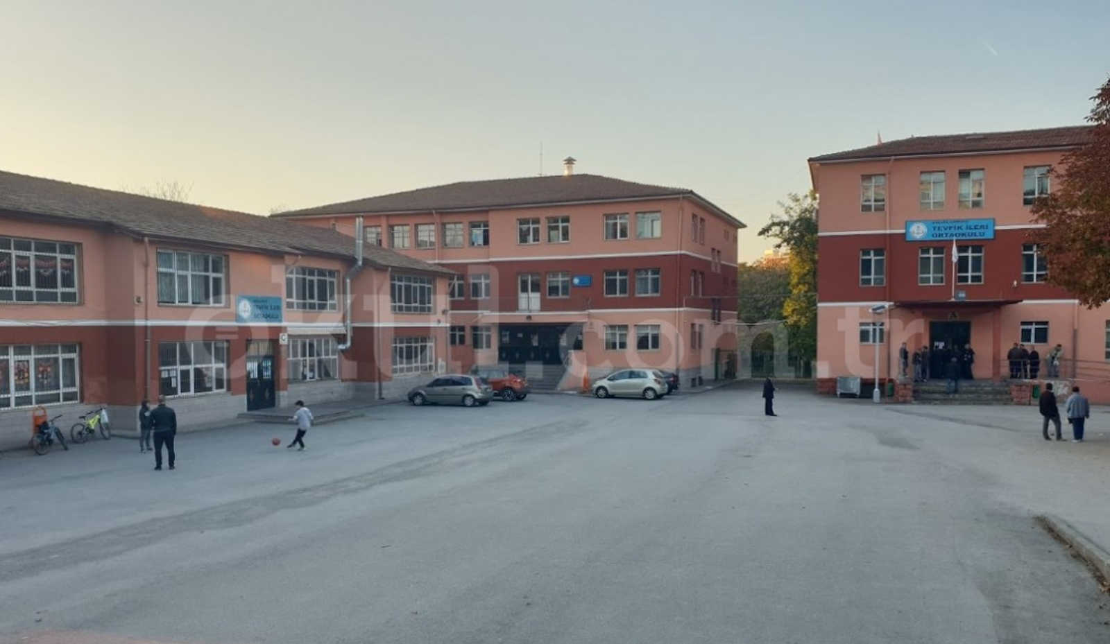 Kurum Kapak Görseli