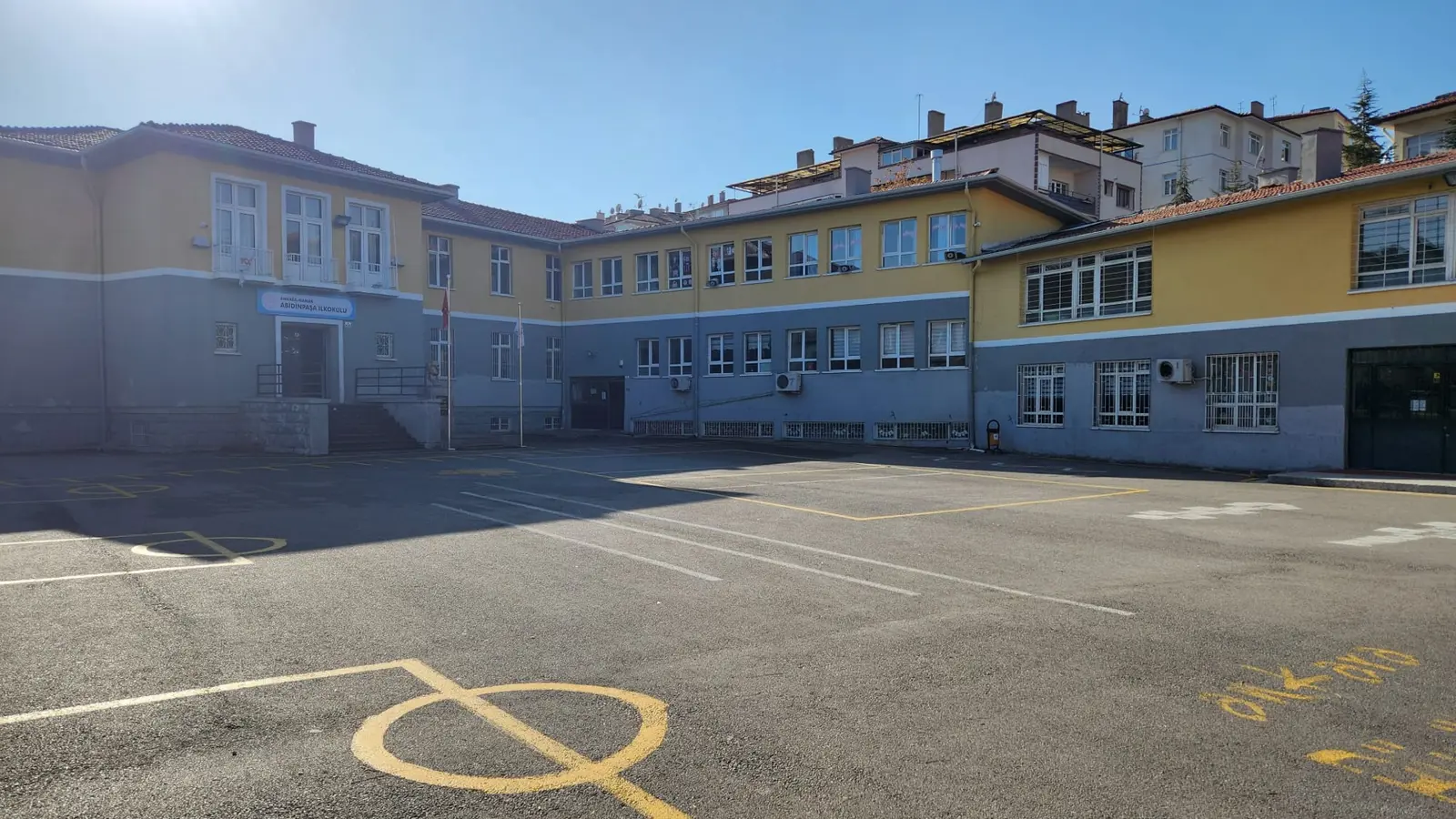 Kurum Kapak Görseli