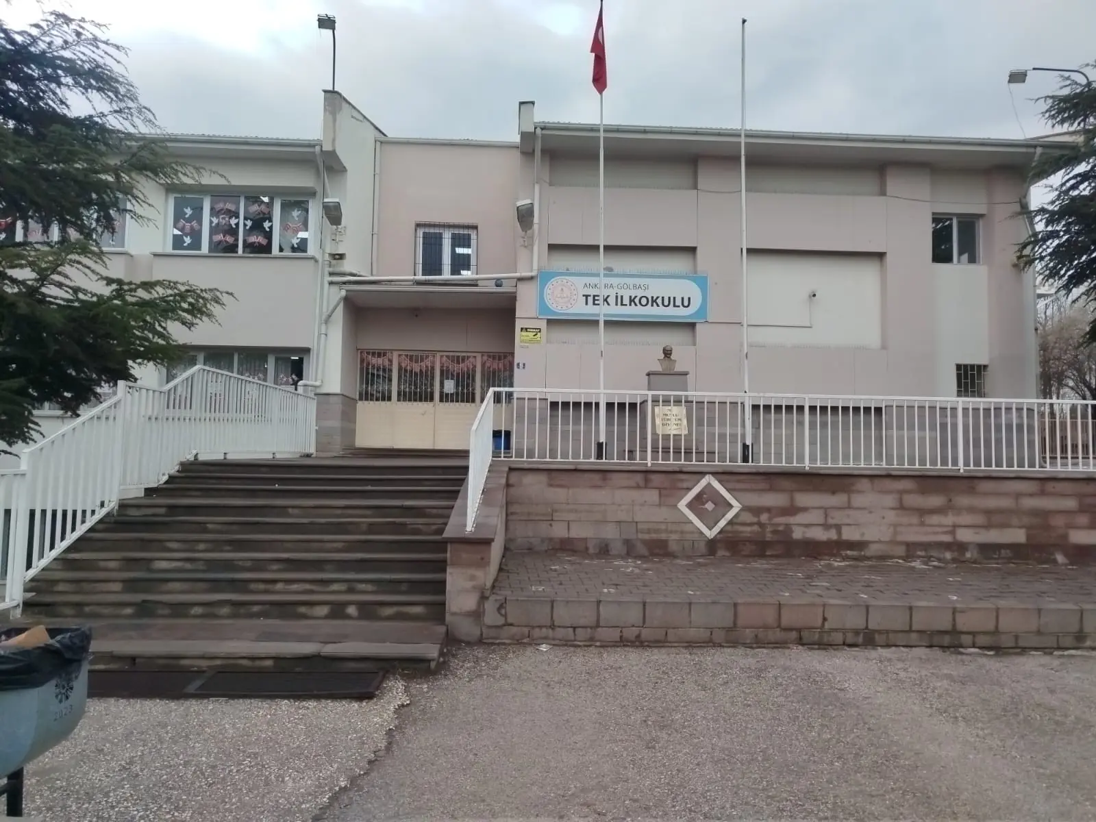 Kurum Kapak Görseli