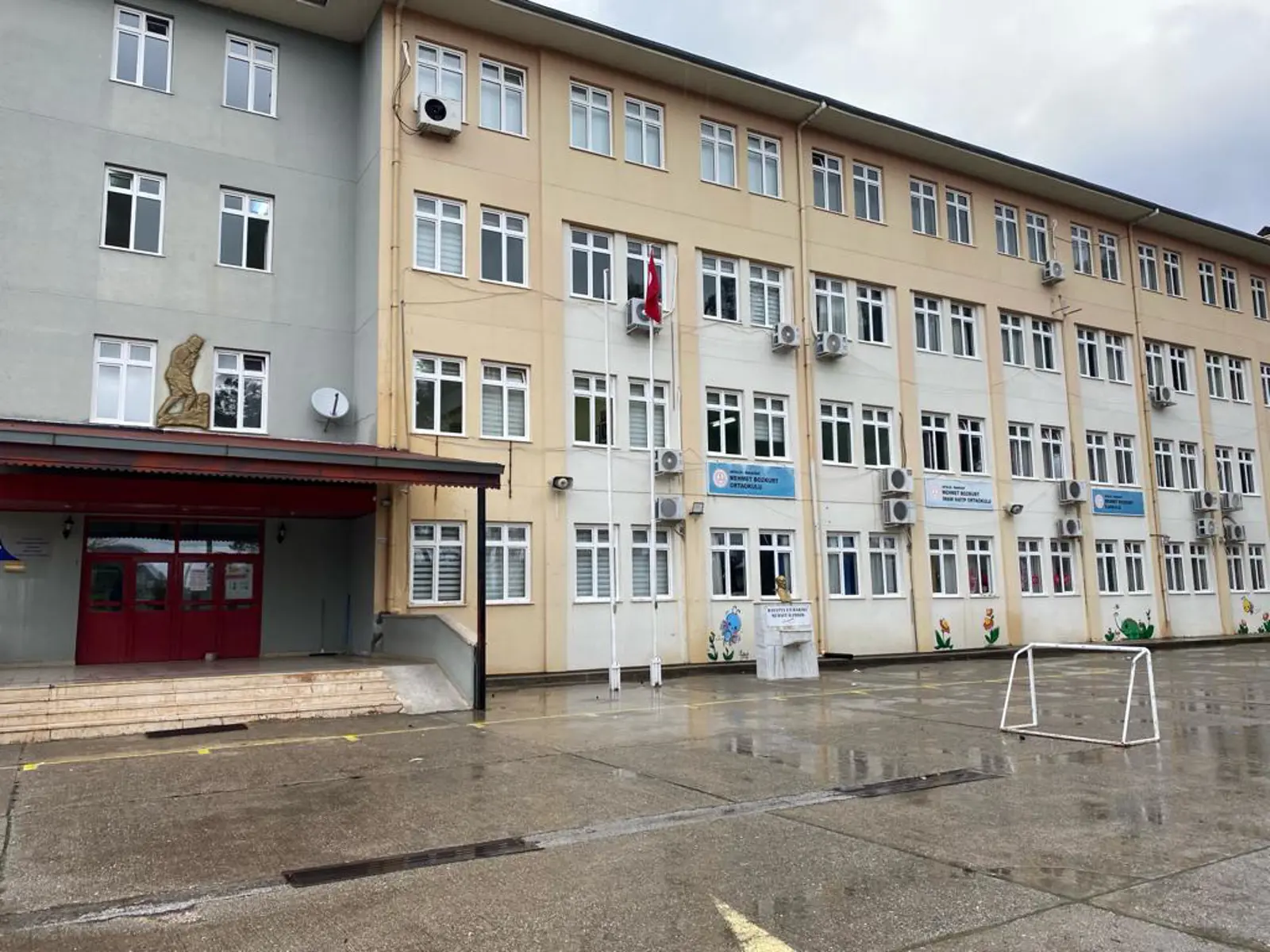 Kurum Kapak Görseli