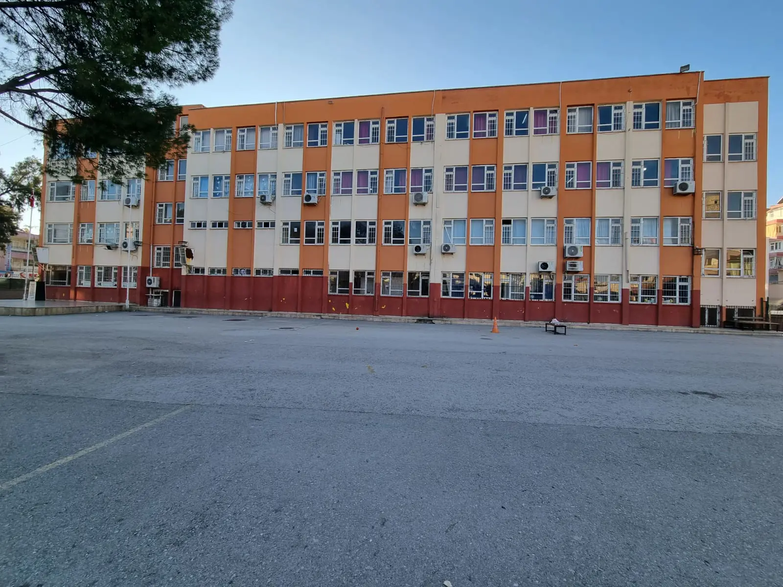 Kurum Kapak Görseli