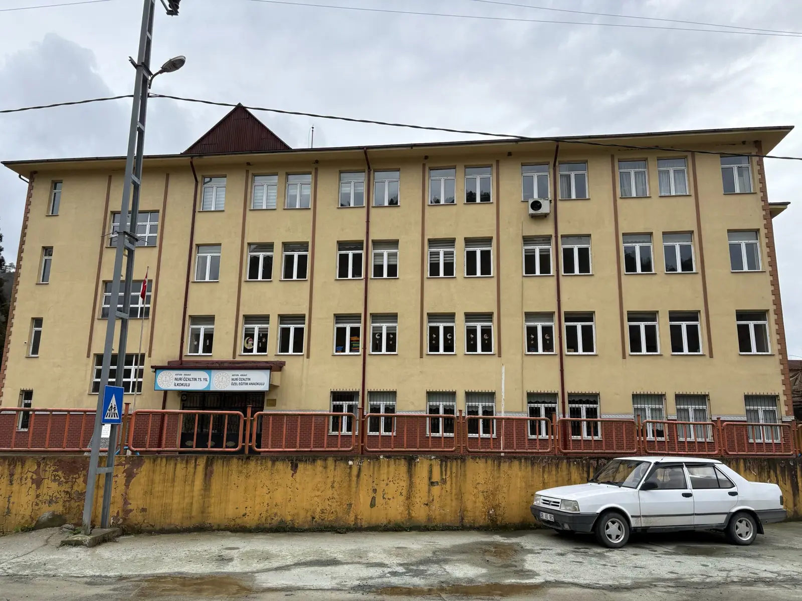 Kurum Kapak Görseli