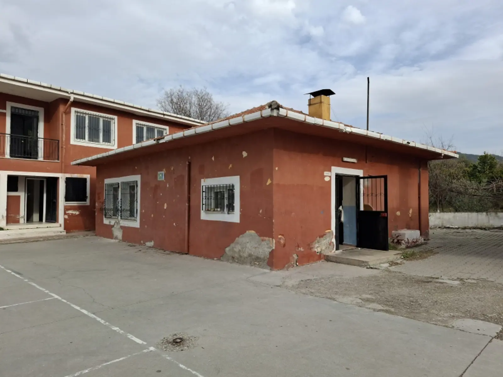 Kurum Kapak Görseli