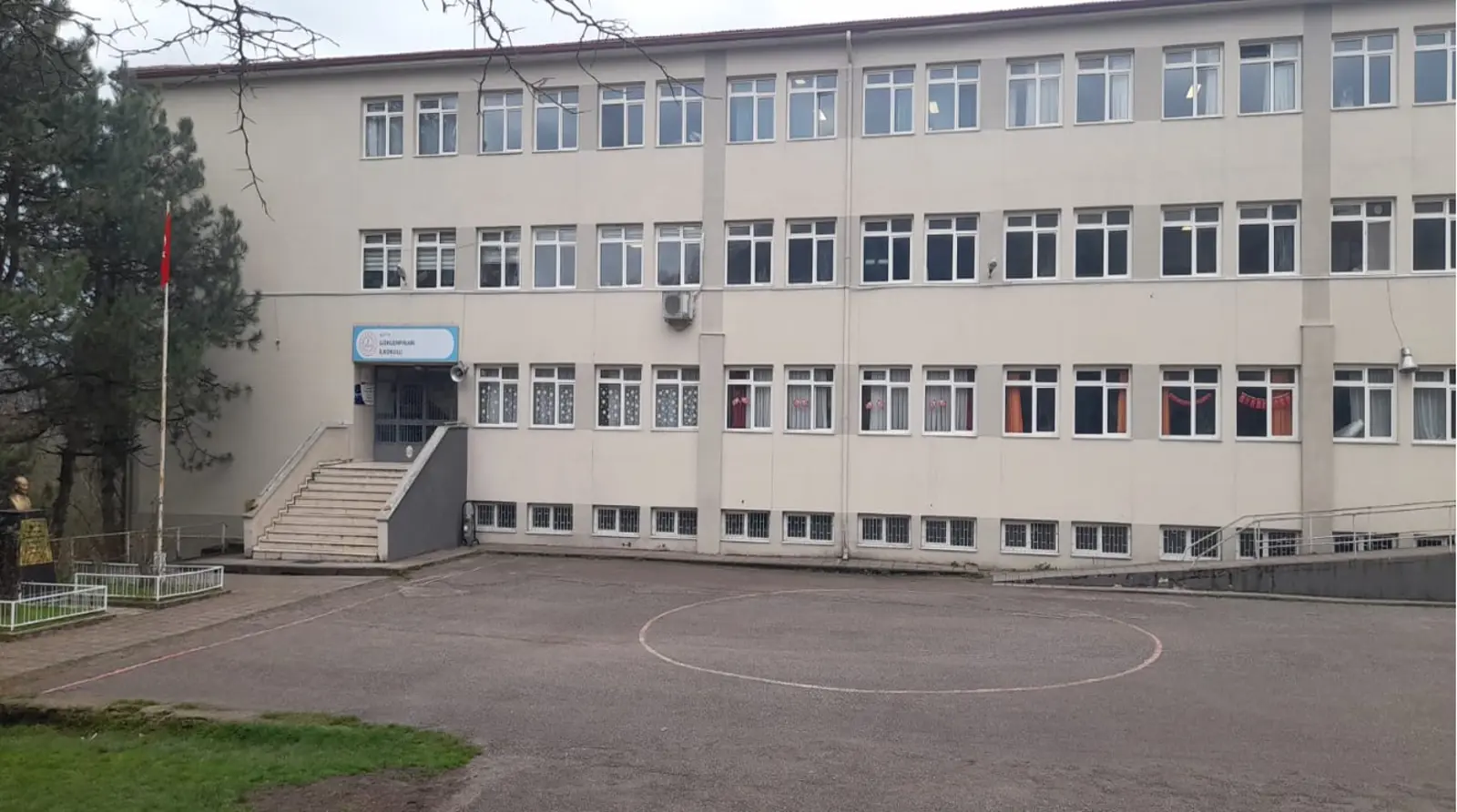 Kurum Kapak Görseli