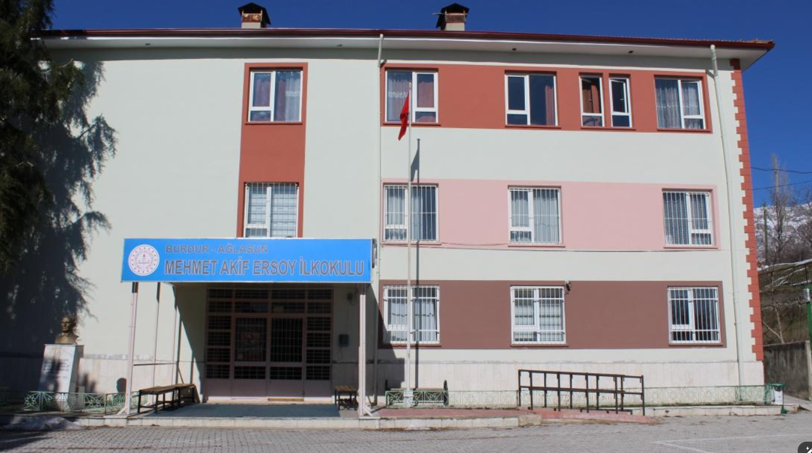 Kurum Kapak Görseli