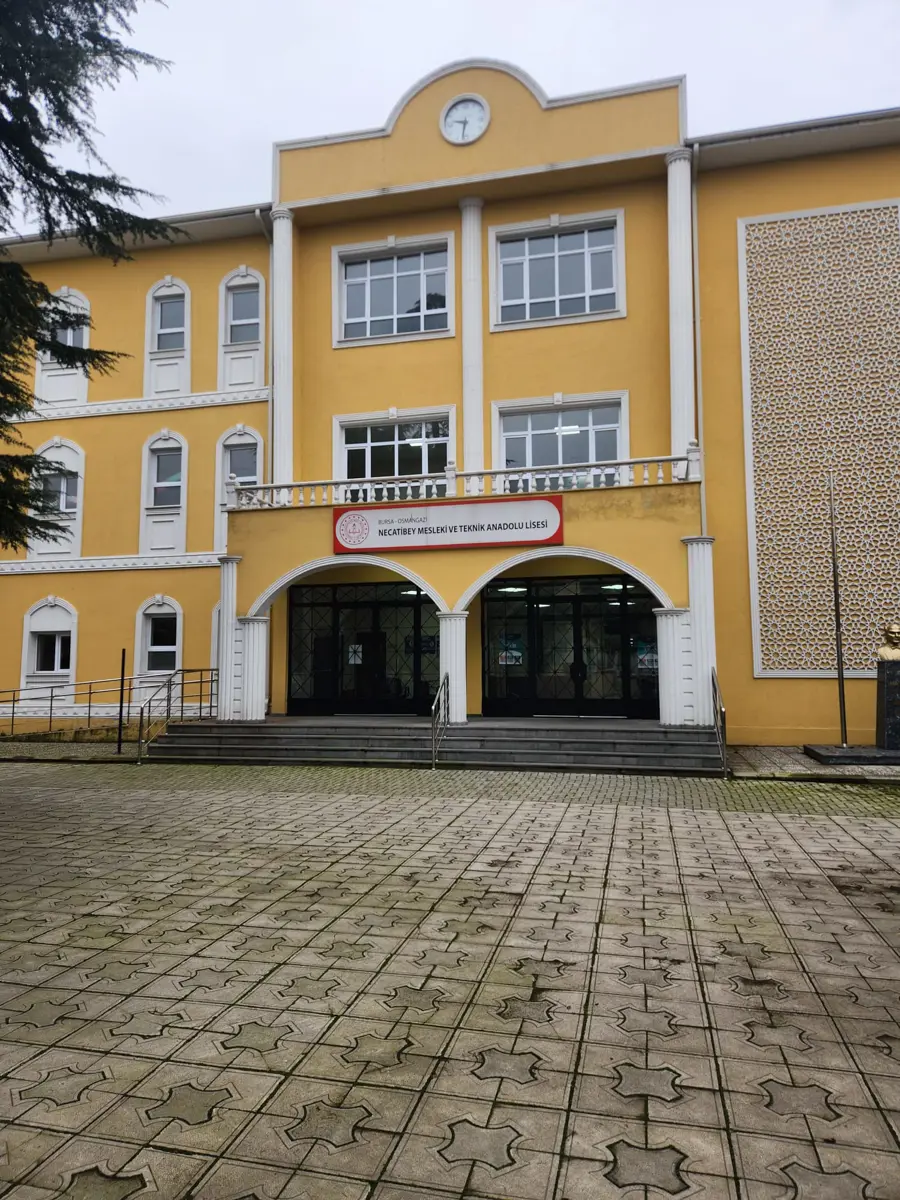 Kurum Kapak Görseli