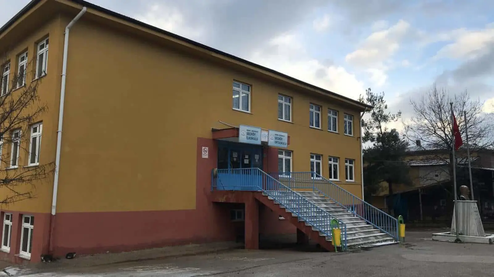 Kurum Kapak Görseli