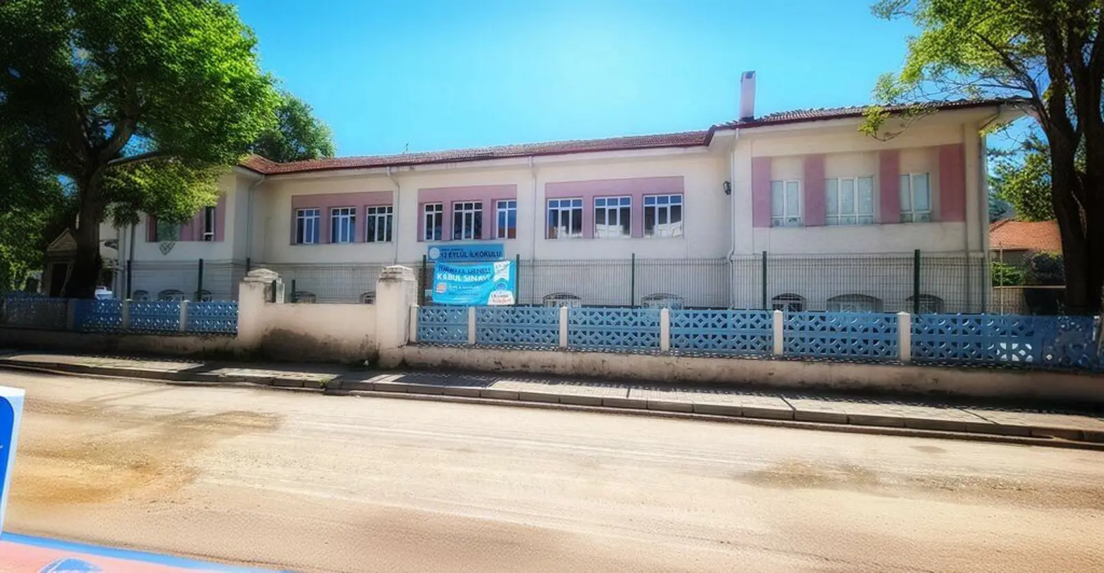 12 Eylül İlkokulu