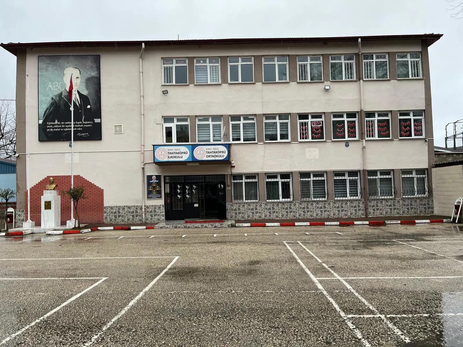 Kurum Kapak Görseli