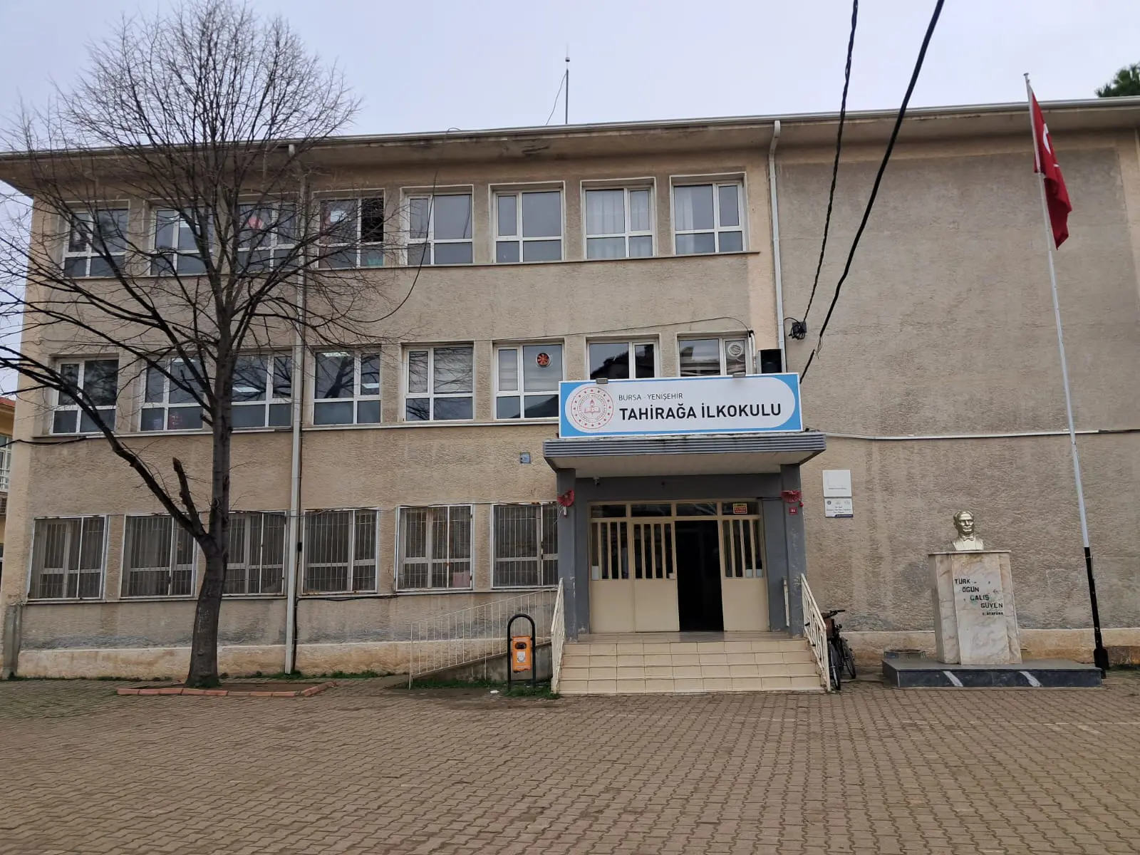 Kurum Kapak Görseli