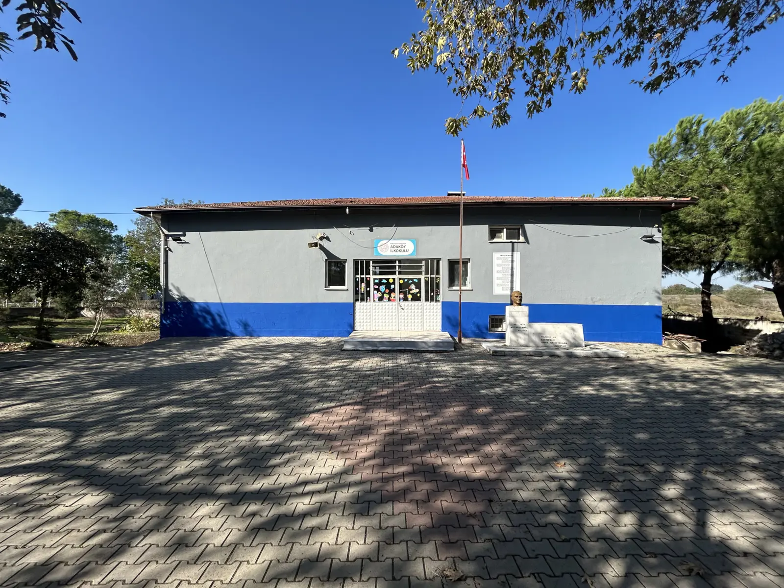 Adaköy İlkokulu