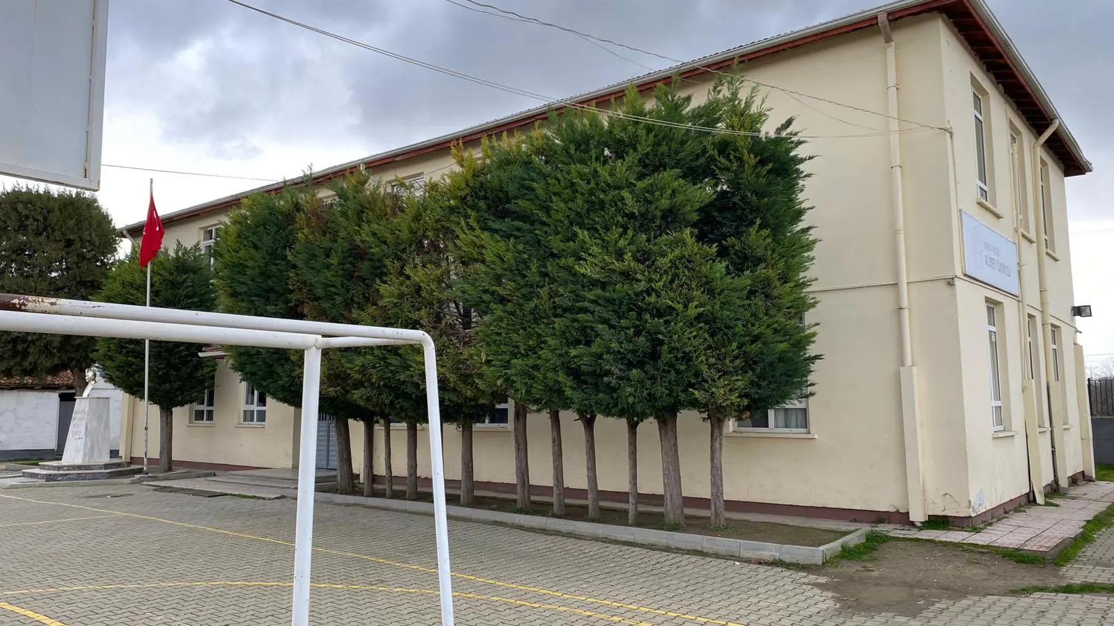 Kurum Kapak Görseli