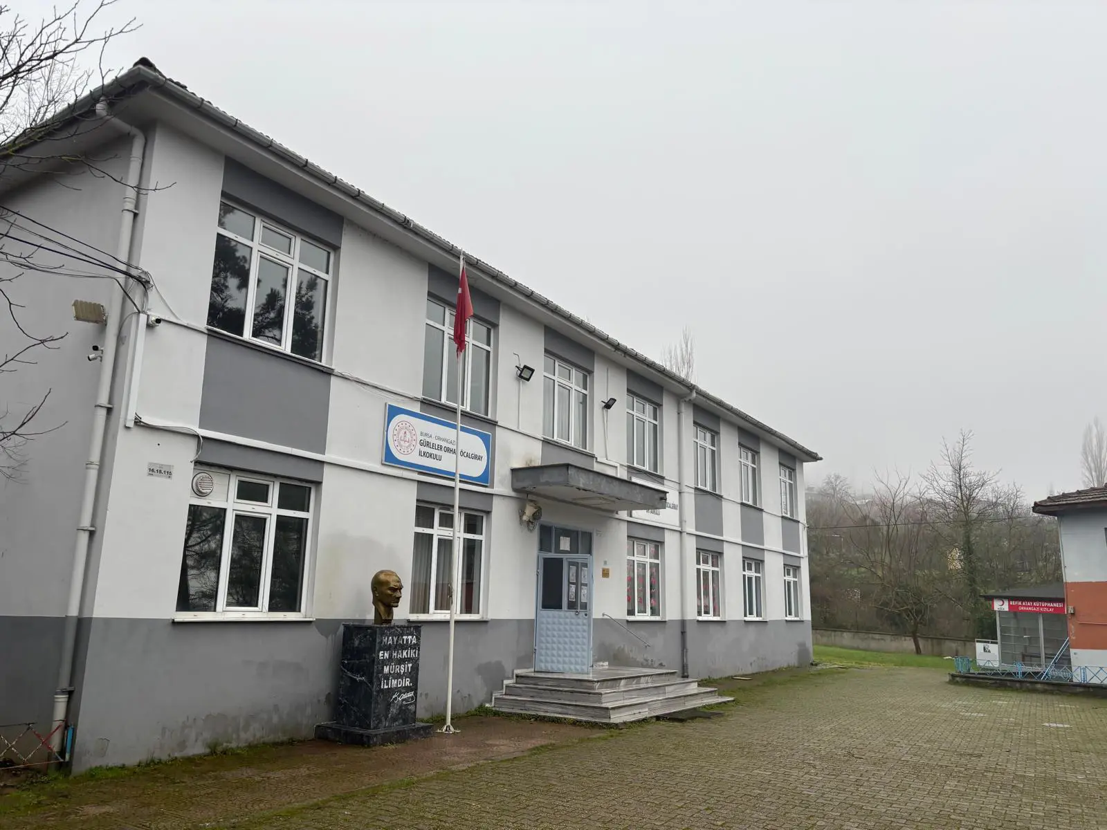 Kurum Kapak Görseli
