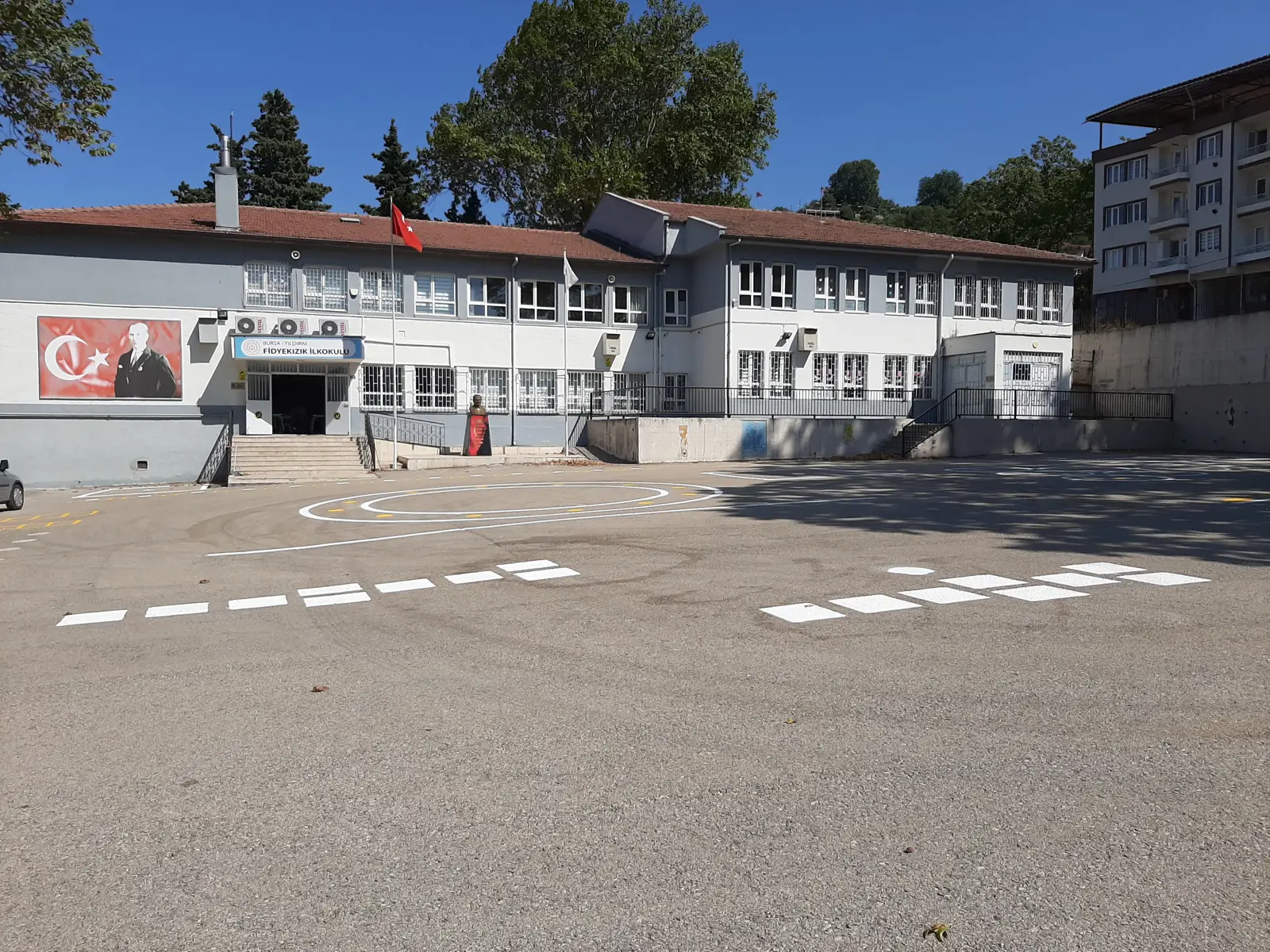 Kurum Kapak Görseli
