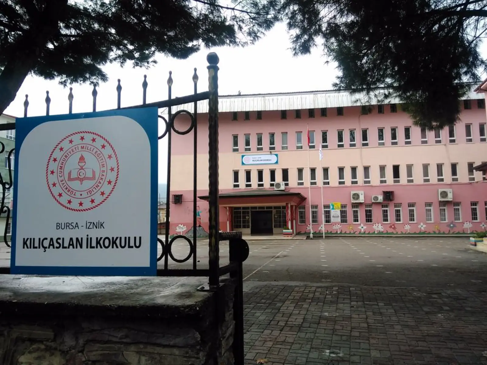 Kurum Kapak Görseli