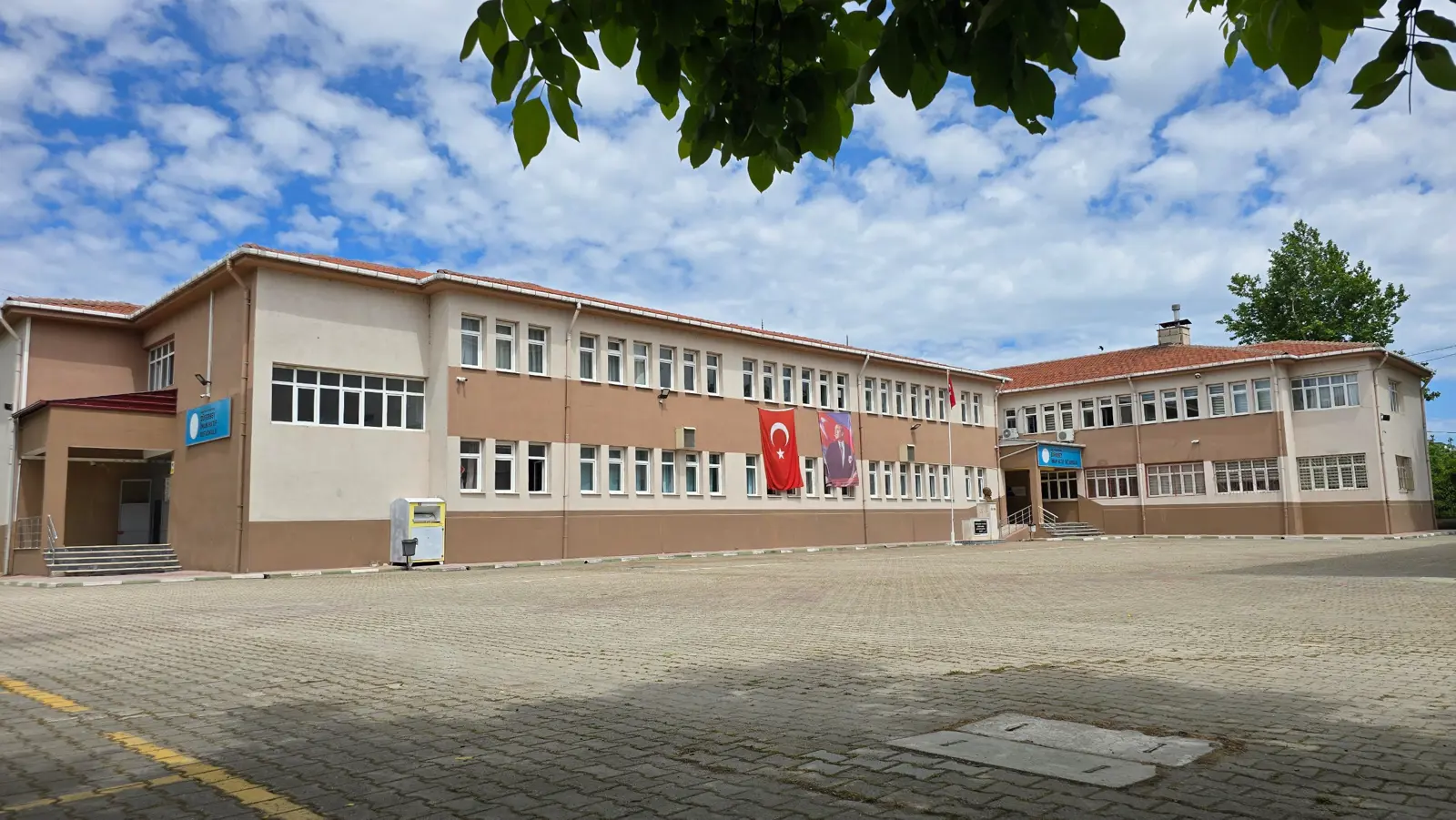 Züferbey İmam Hatip Ortaokulu
