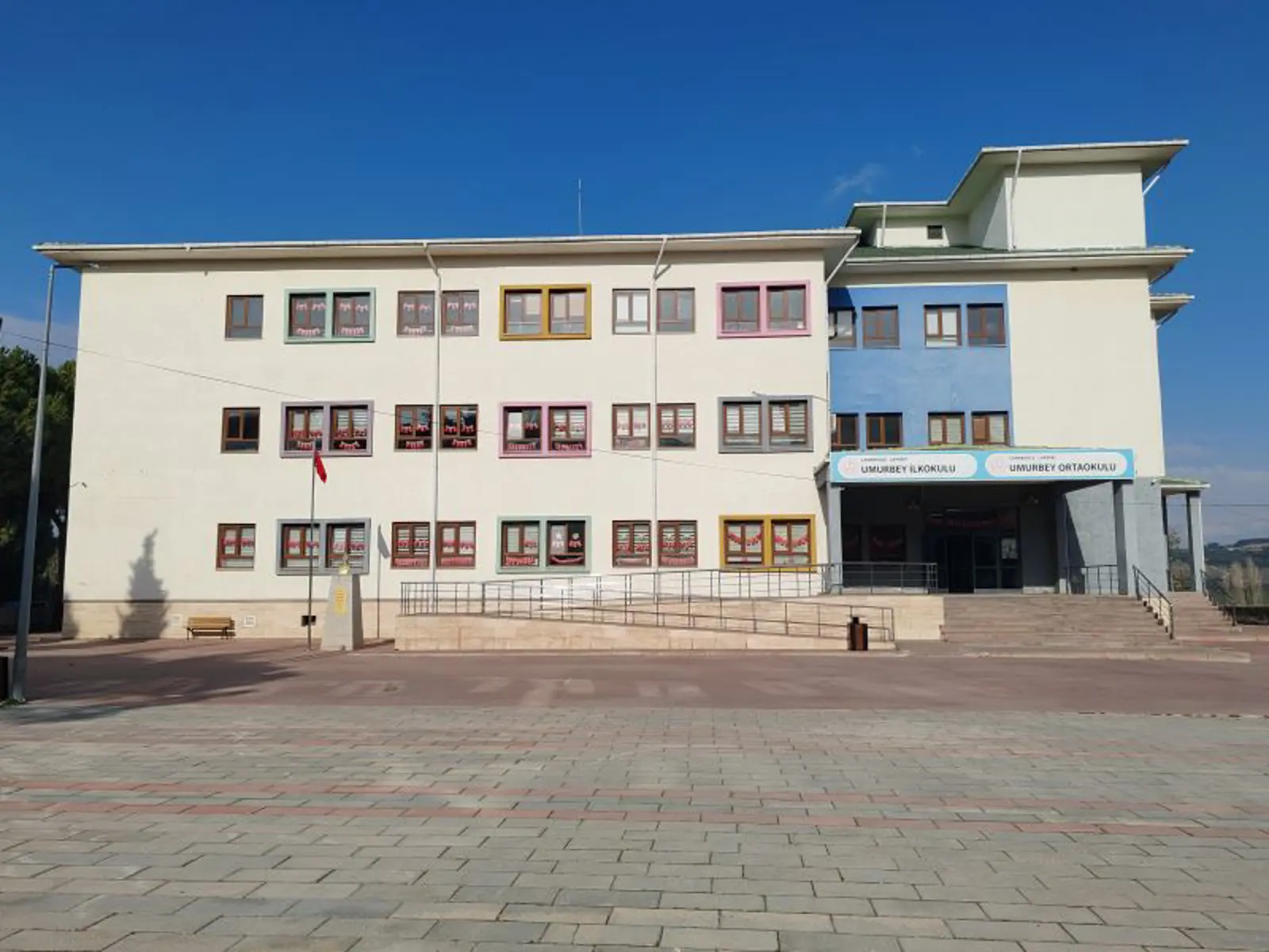 Kurum Kapak Görseli