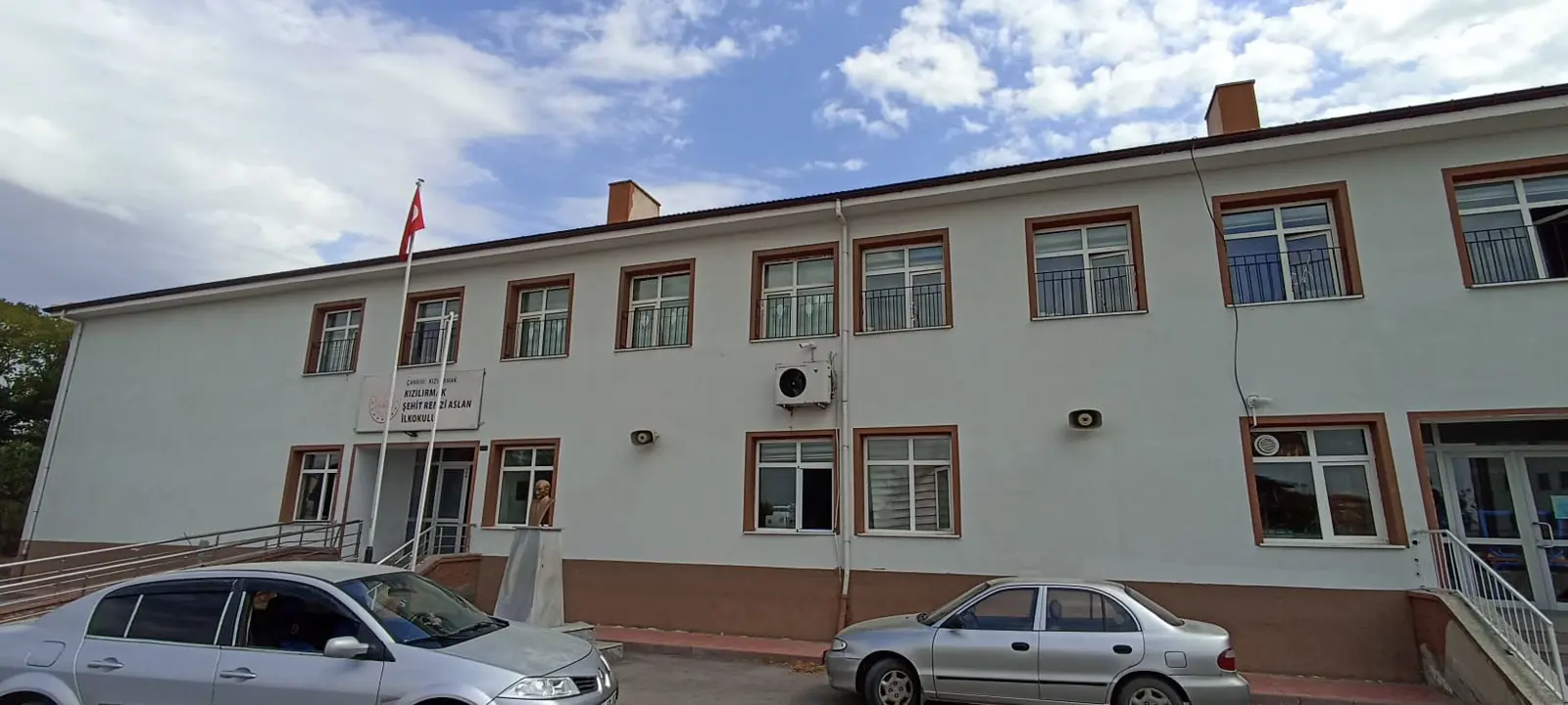 Şehit Remzi Aslan İlkokulu