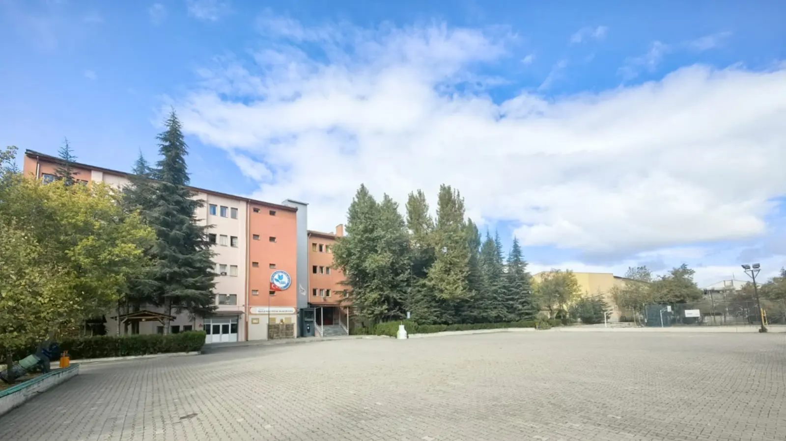 Kurum Kapak Görseli