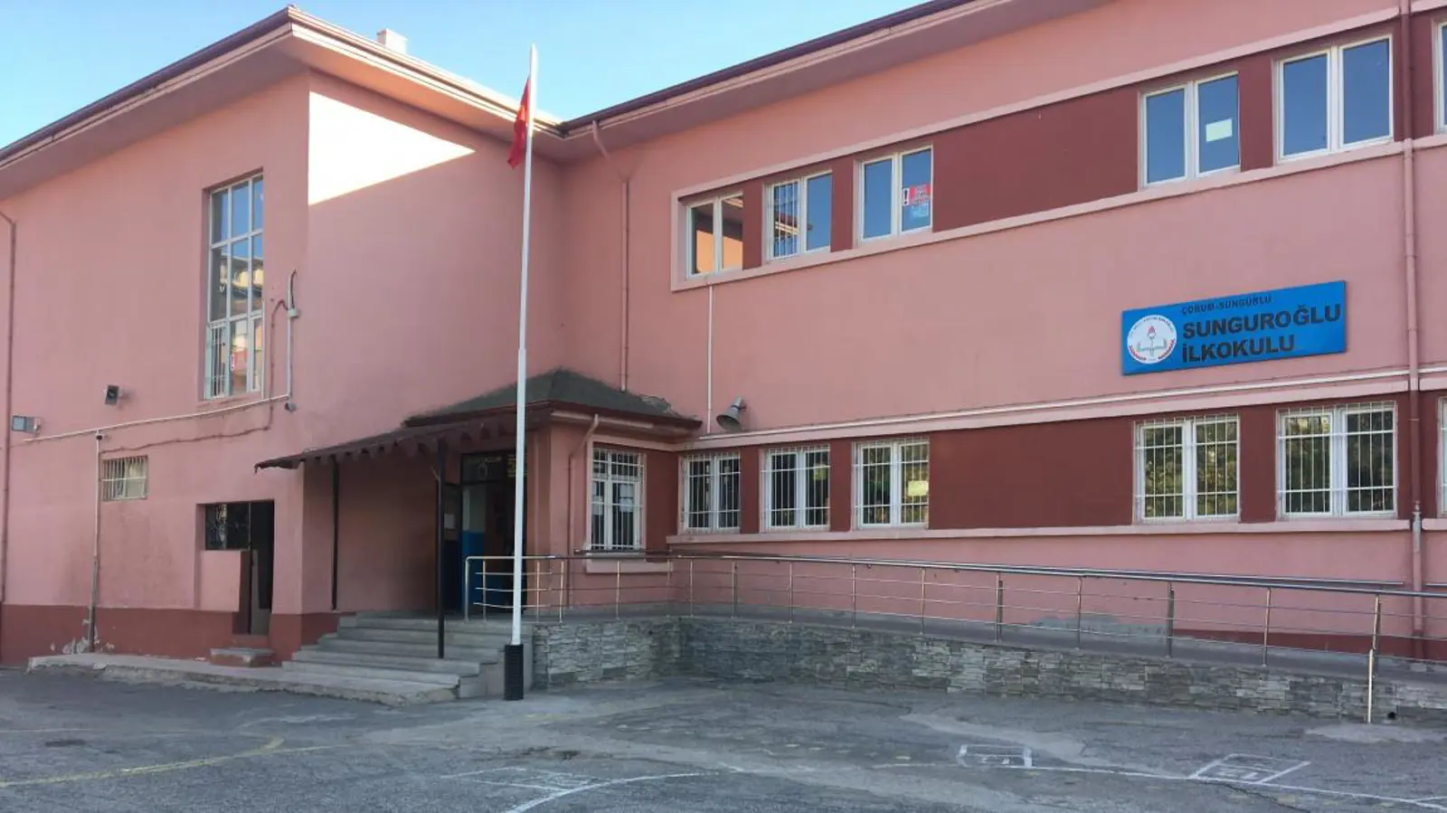 Kurum Kapak Görseli