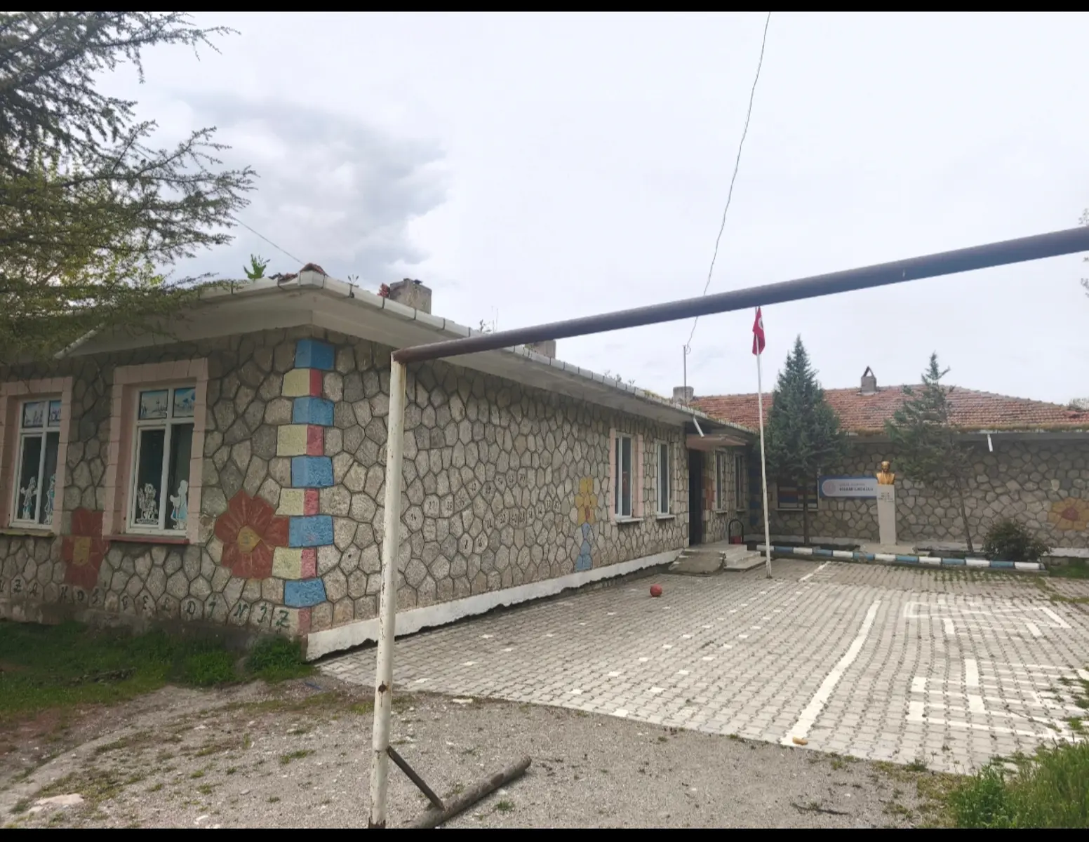 Kurum Kapak Görseli