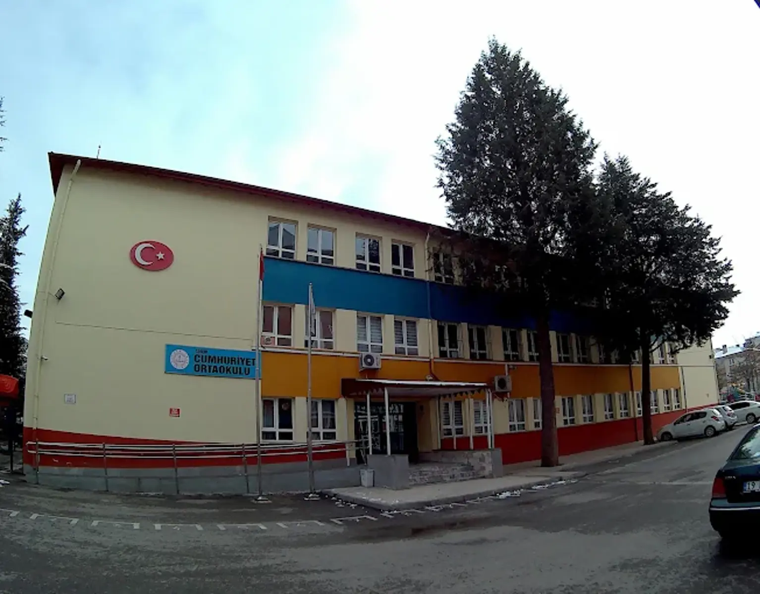 Kurum Kapak Görseli