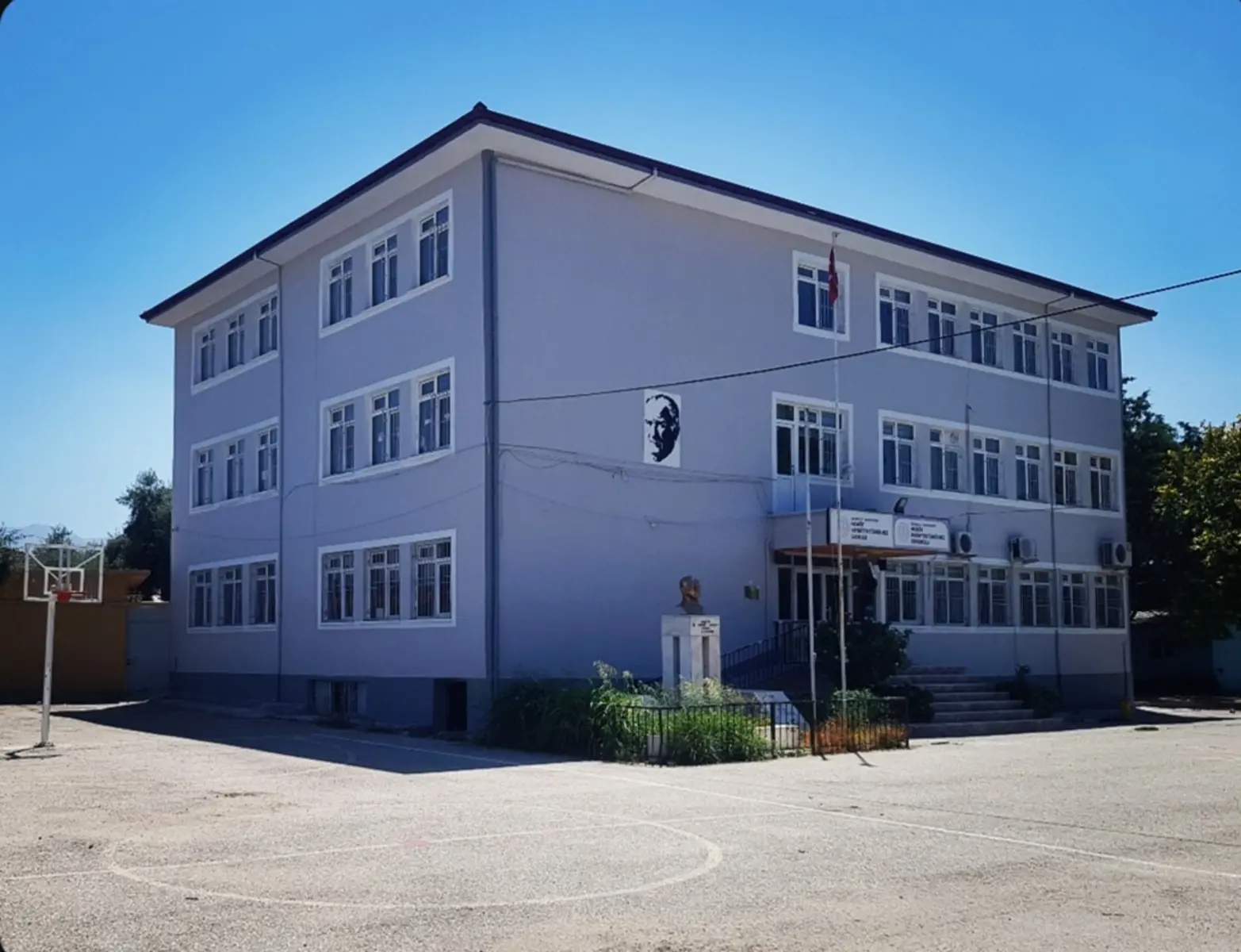 Kurum Kapak Görseli