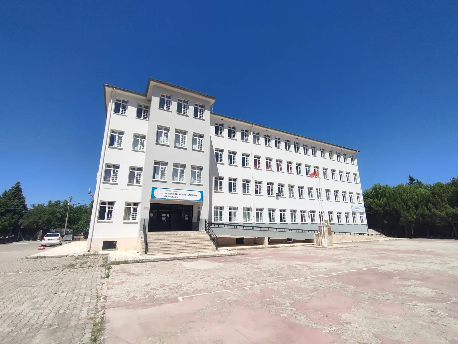 Kurum Kapak Görseli