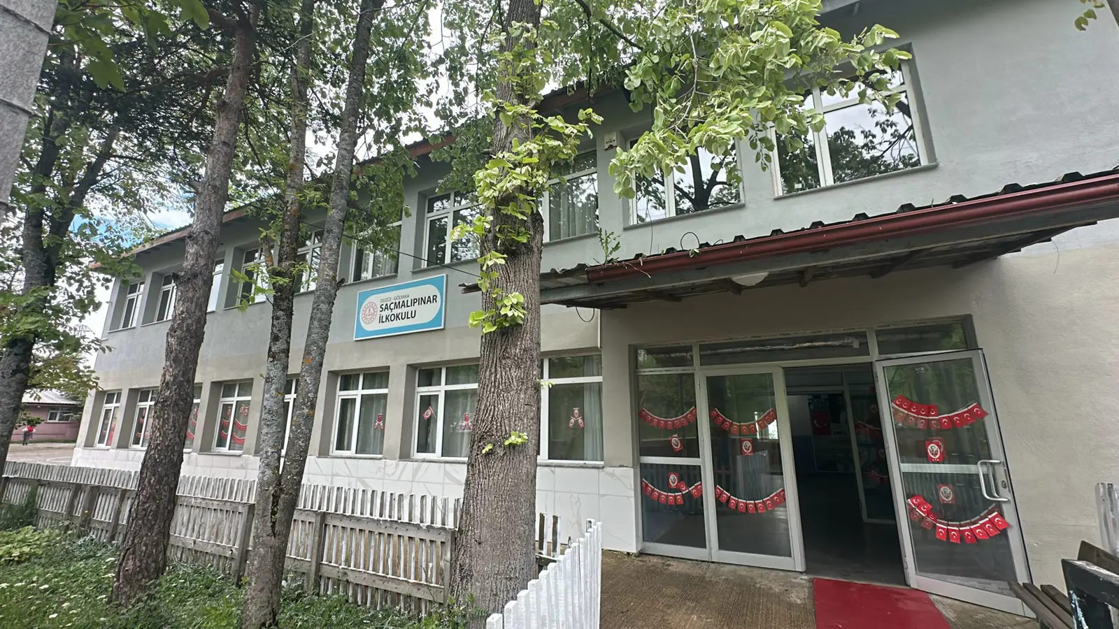 Kurum Kapak Görseli