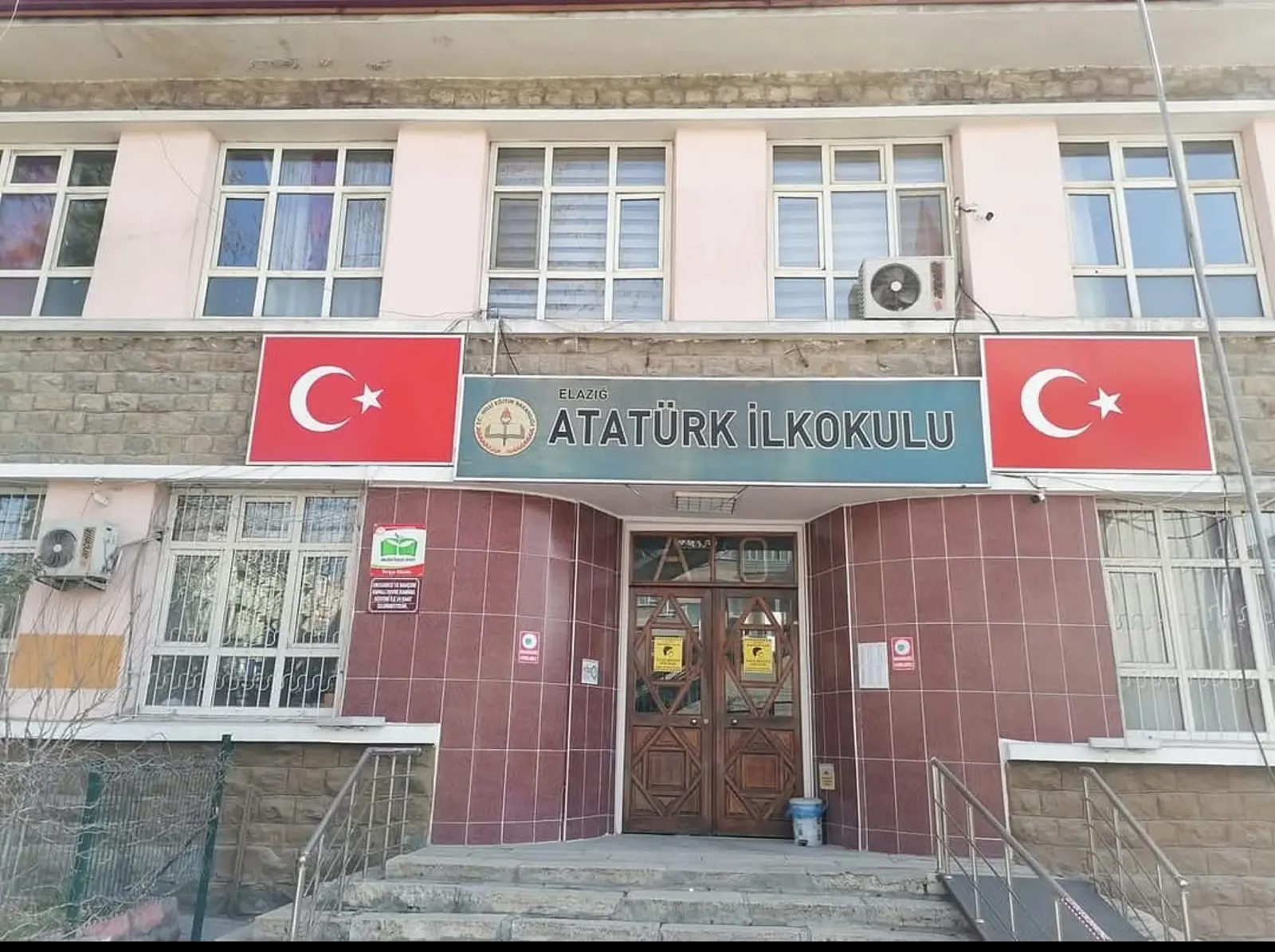 Kurum Kapak Görseli