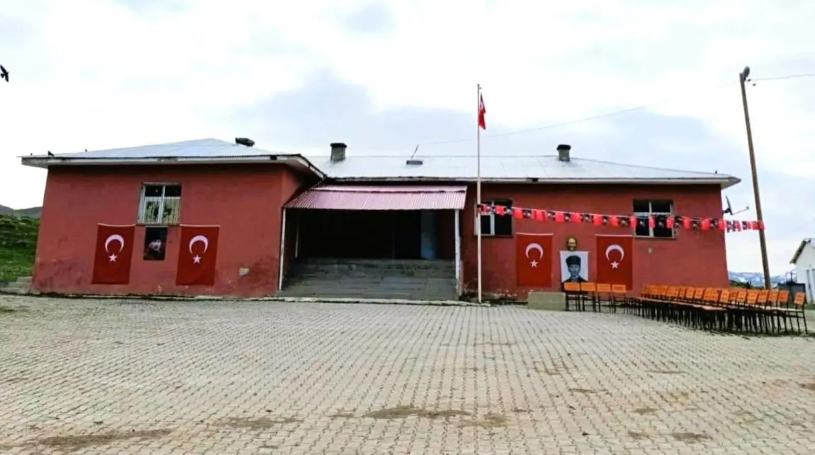 Kurum Kapak Görseli