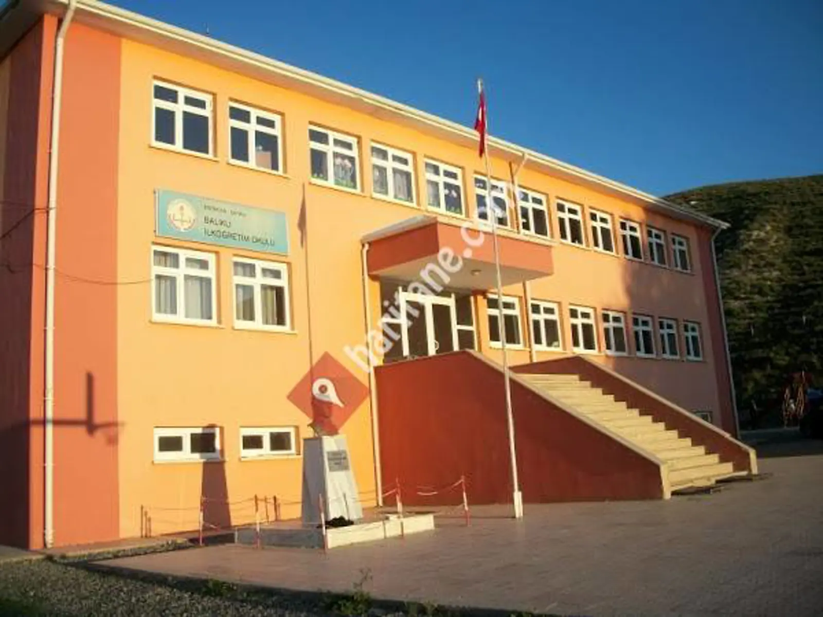 Kurum Kapak Görseli