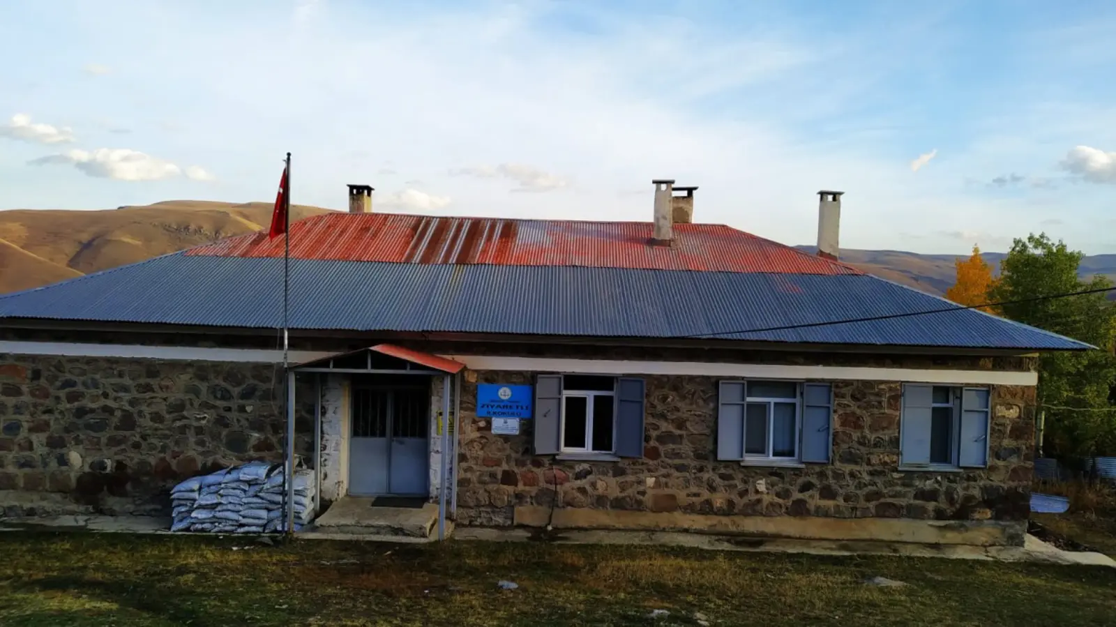 Ziyaretli İlkokulu