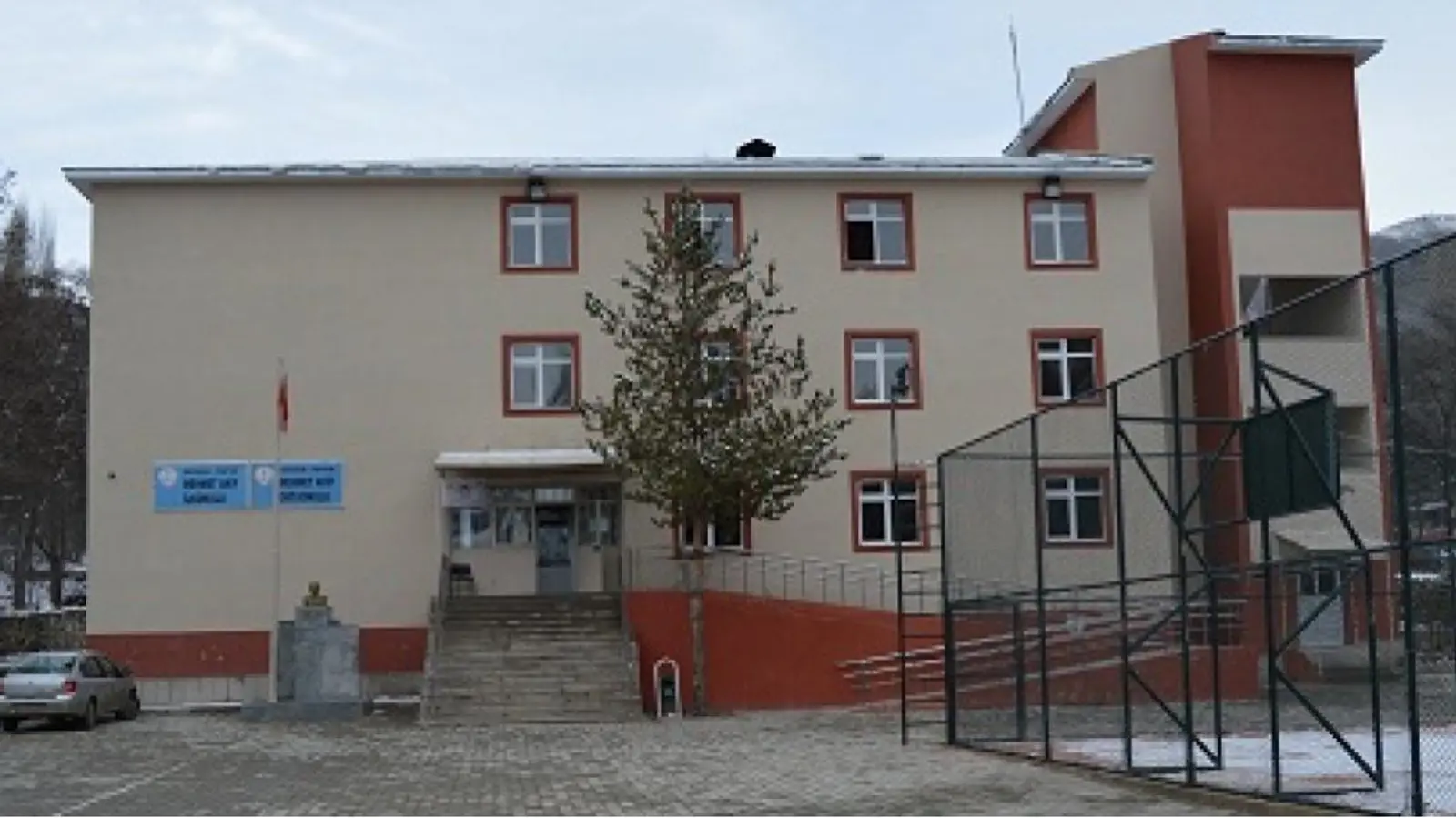 Kurum Kapak Görseli