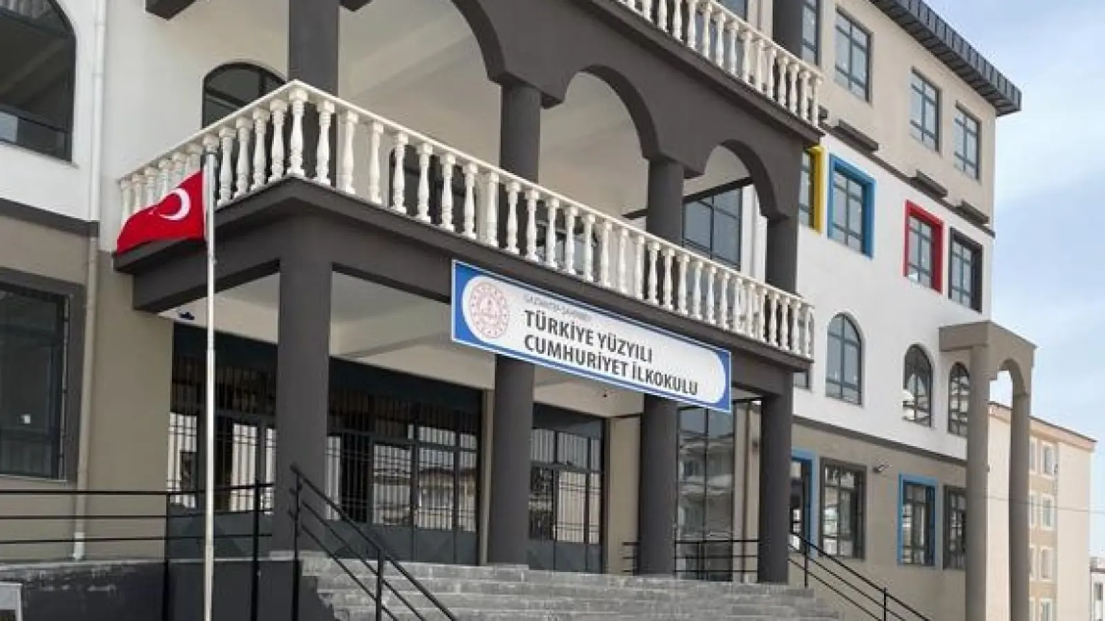 Kurum Kapak Görseli