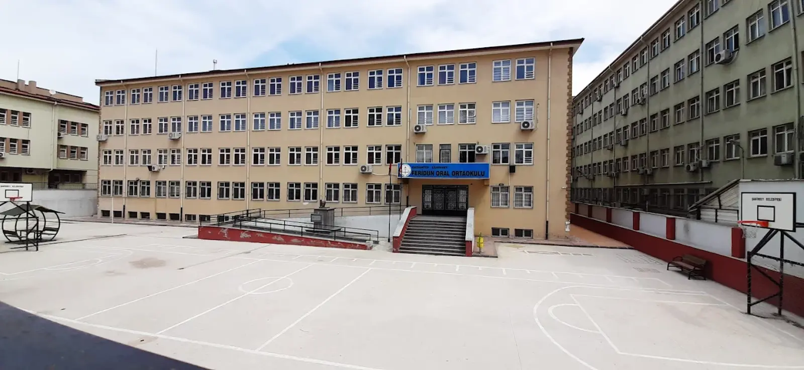 Kurum Kapak Görseli
