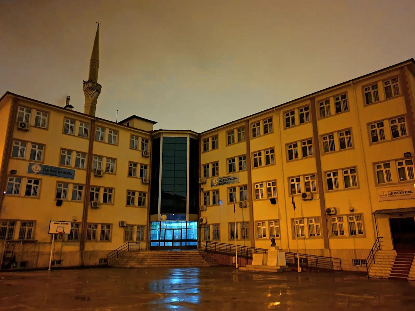 Kurum Kapak Görseli